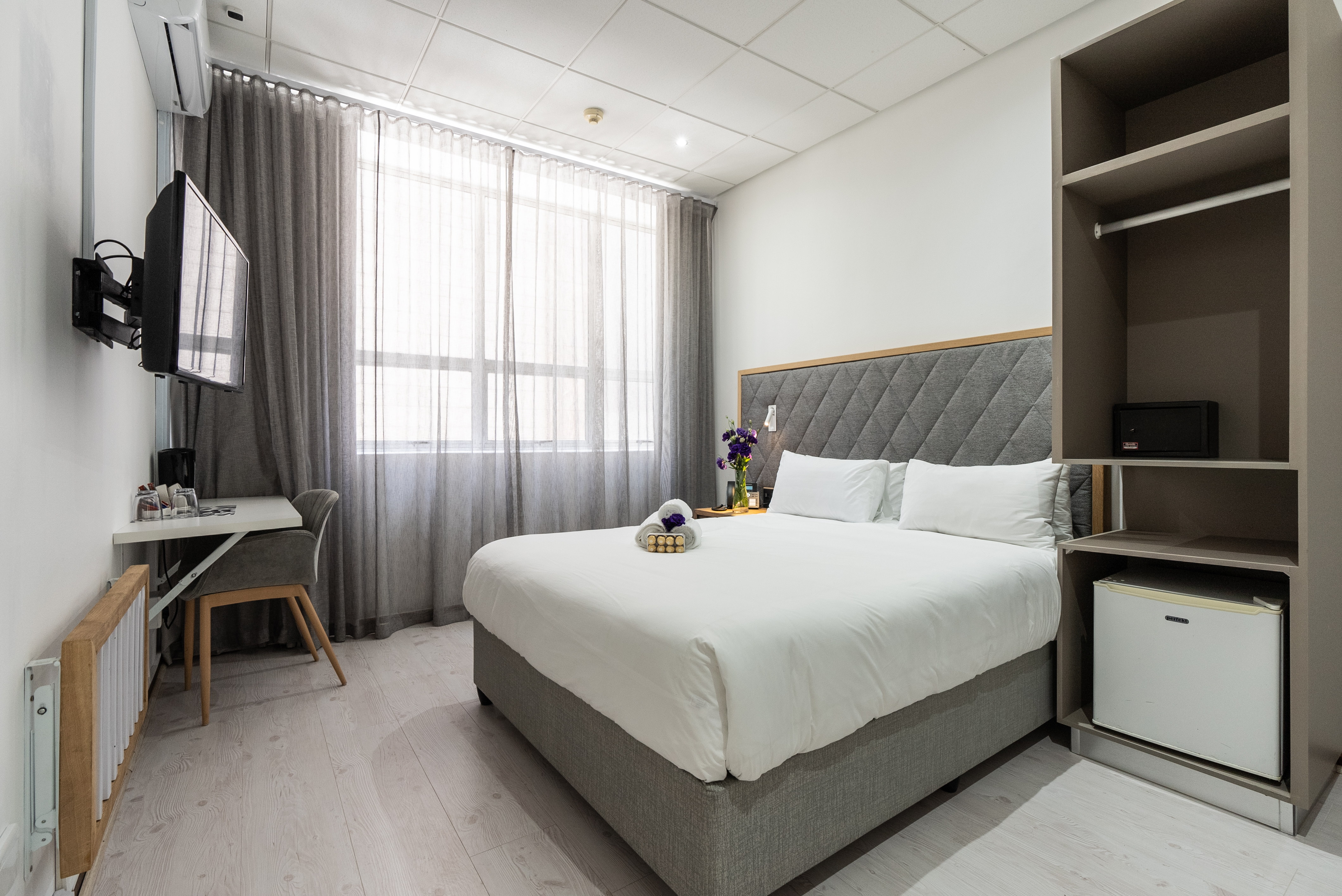 Double One Bedroom One Bathroom