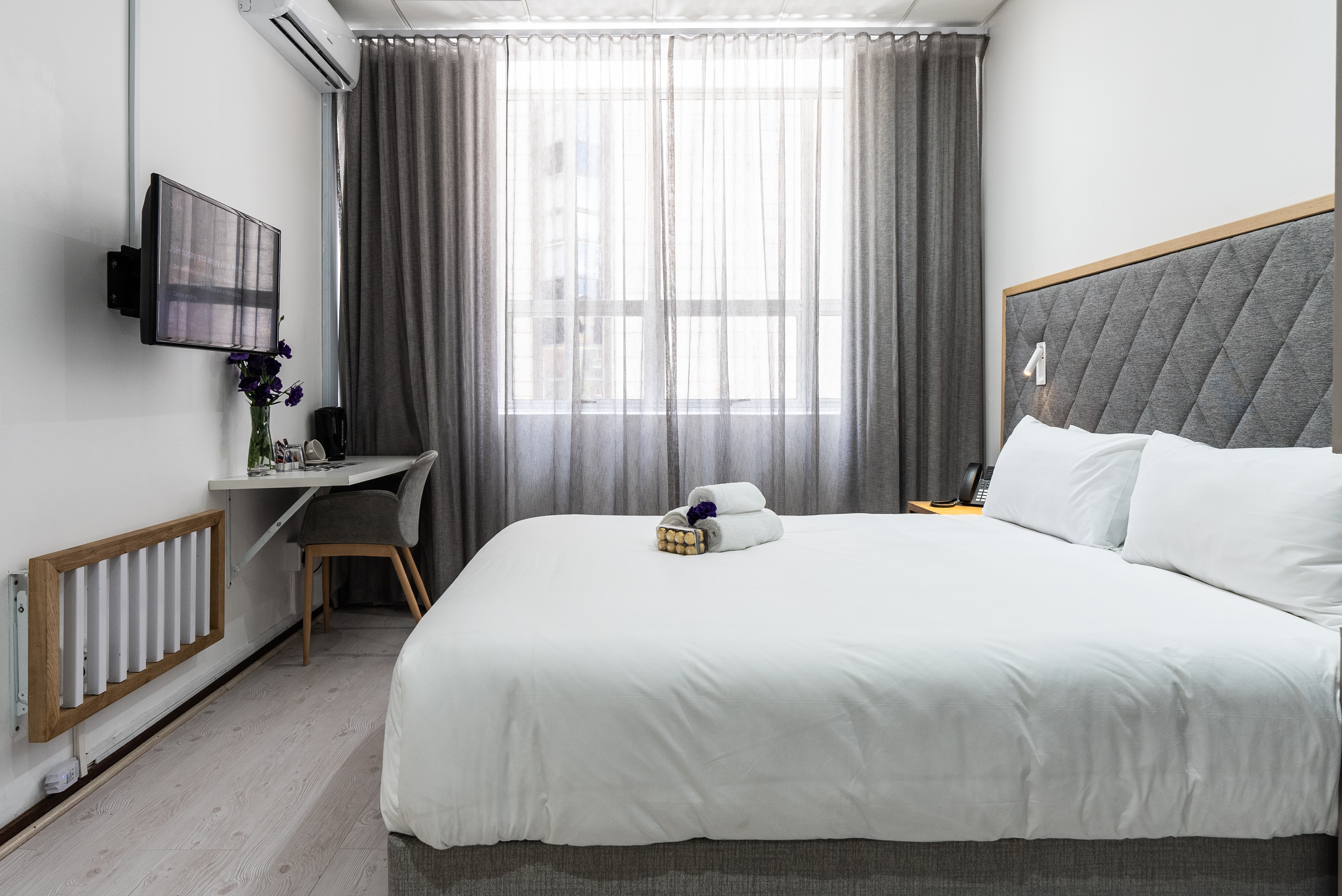 Double One Bedroom One Bathroom