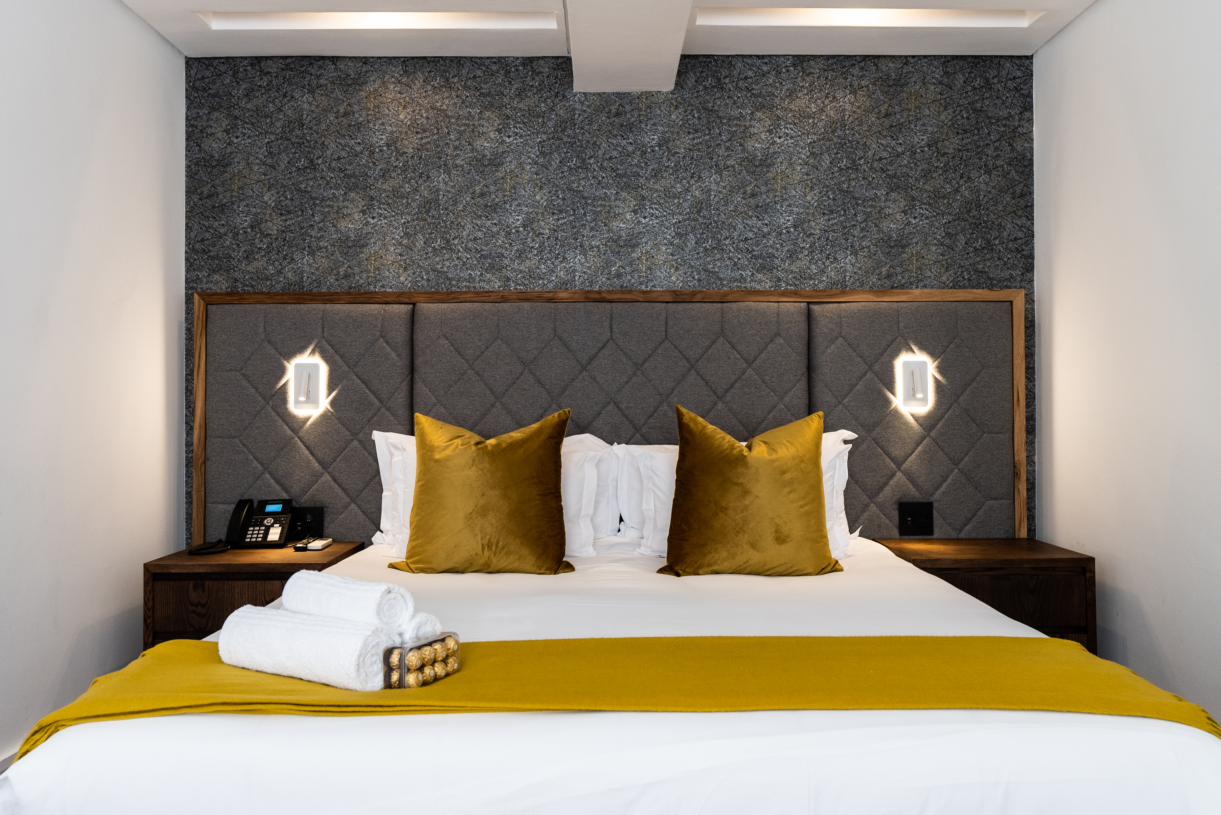 Suite King Bed One Bedroom 