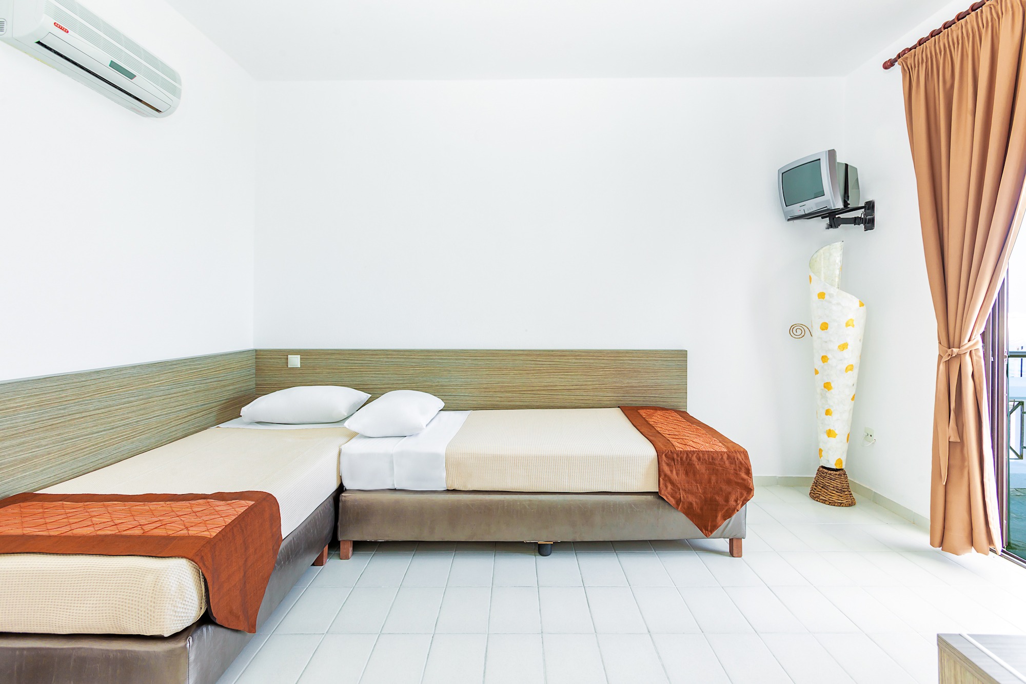 Family Room Garden View