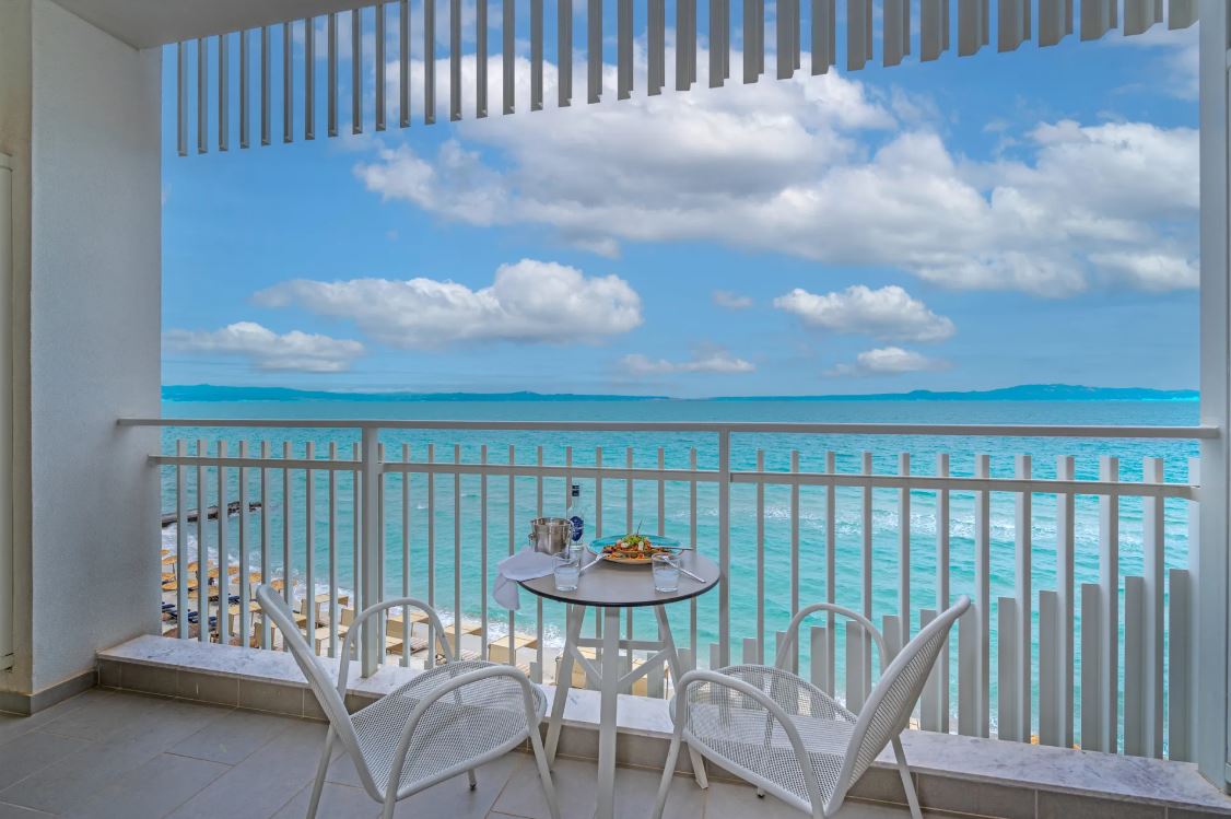 Double or Twin Premium Sea View