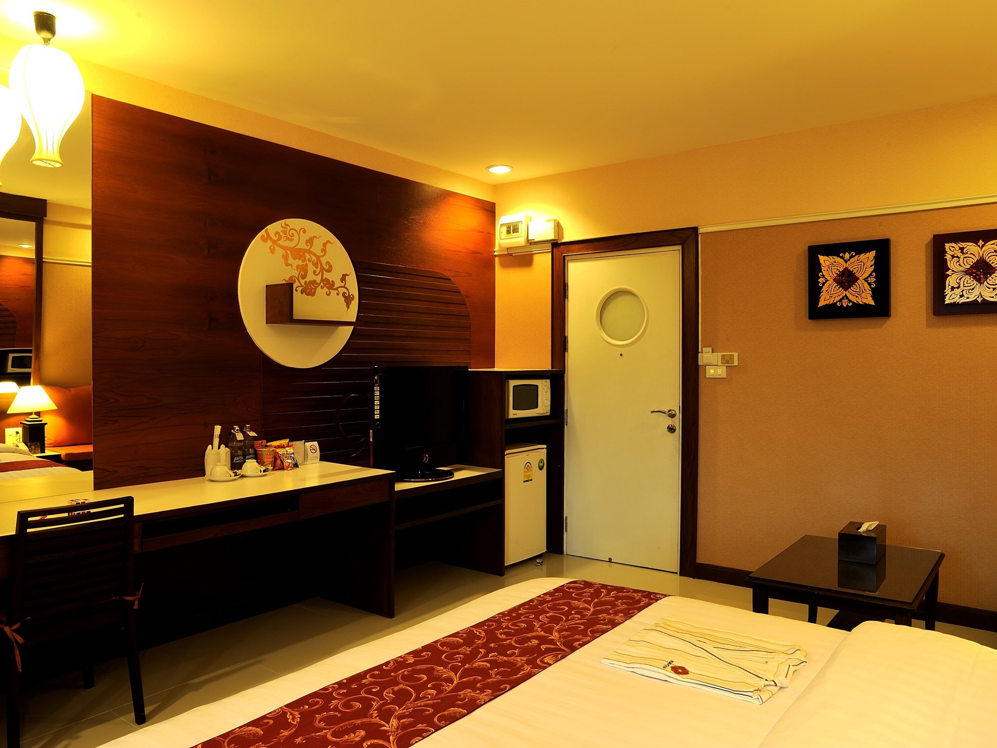 Double or Twin Deluxe