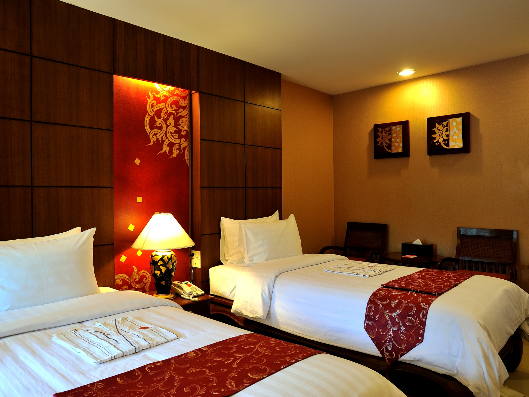 Double or Twin Deluxe