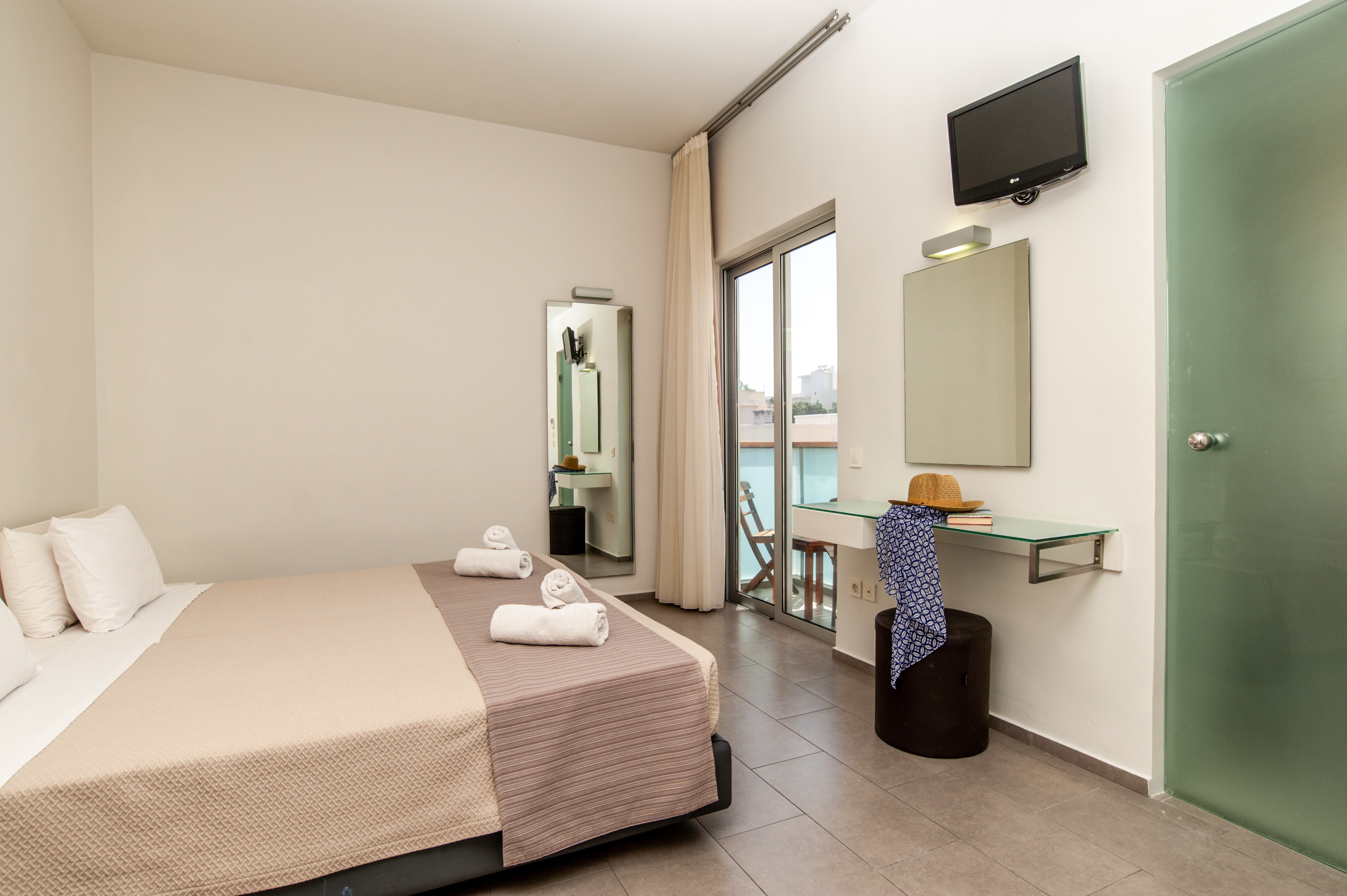 Double or Twin Superior