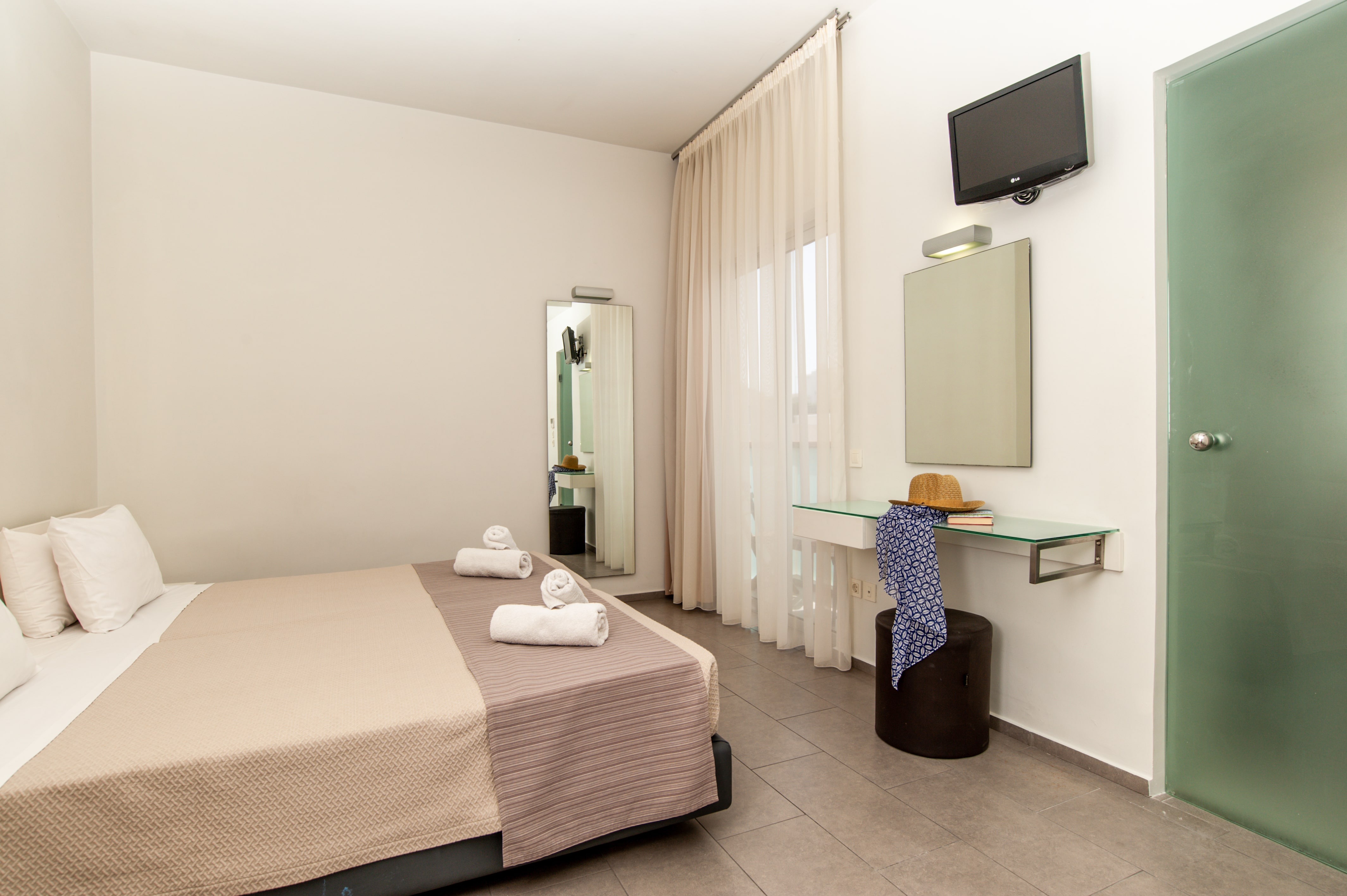 Double or Twin Superior