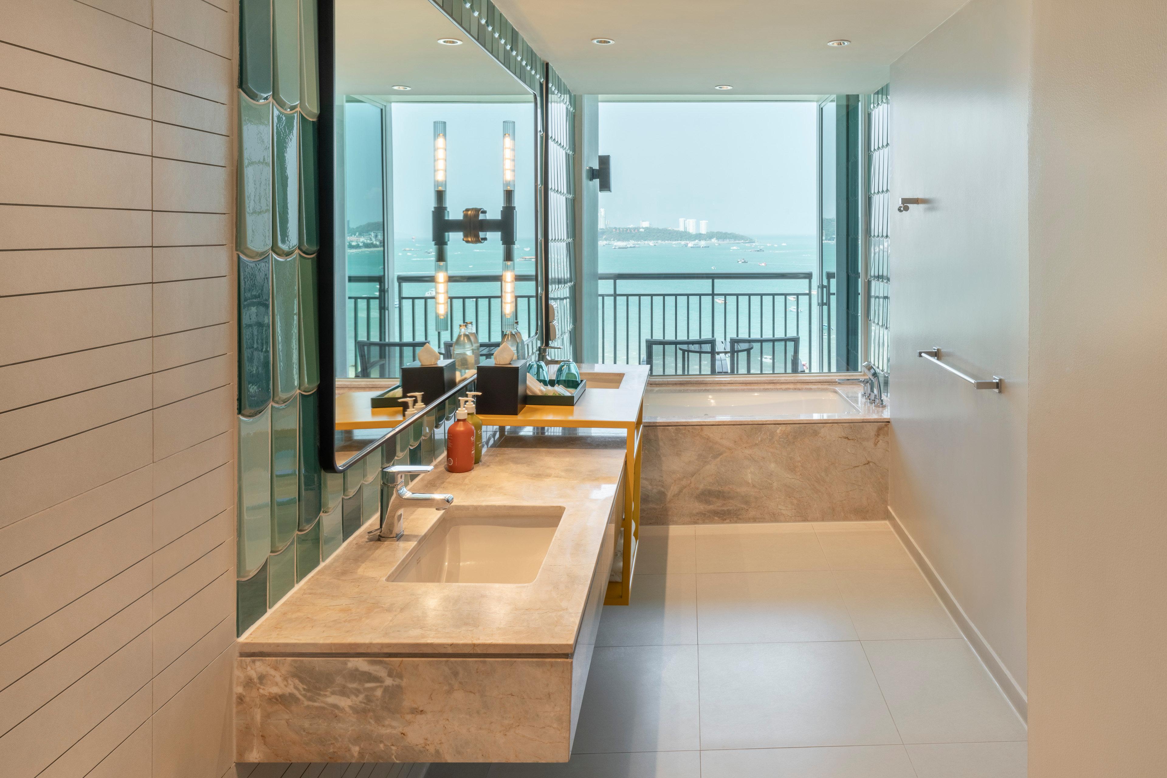 Twin Premium with Views