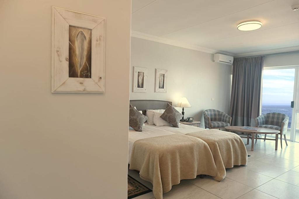 Family Room Superior