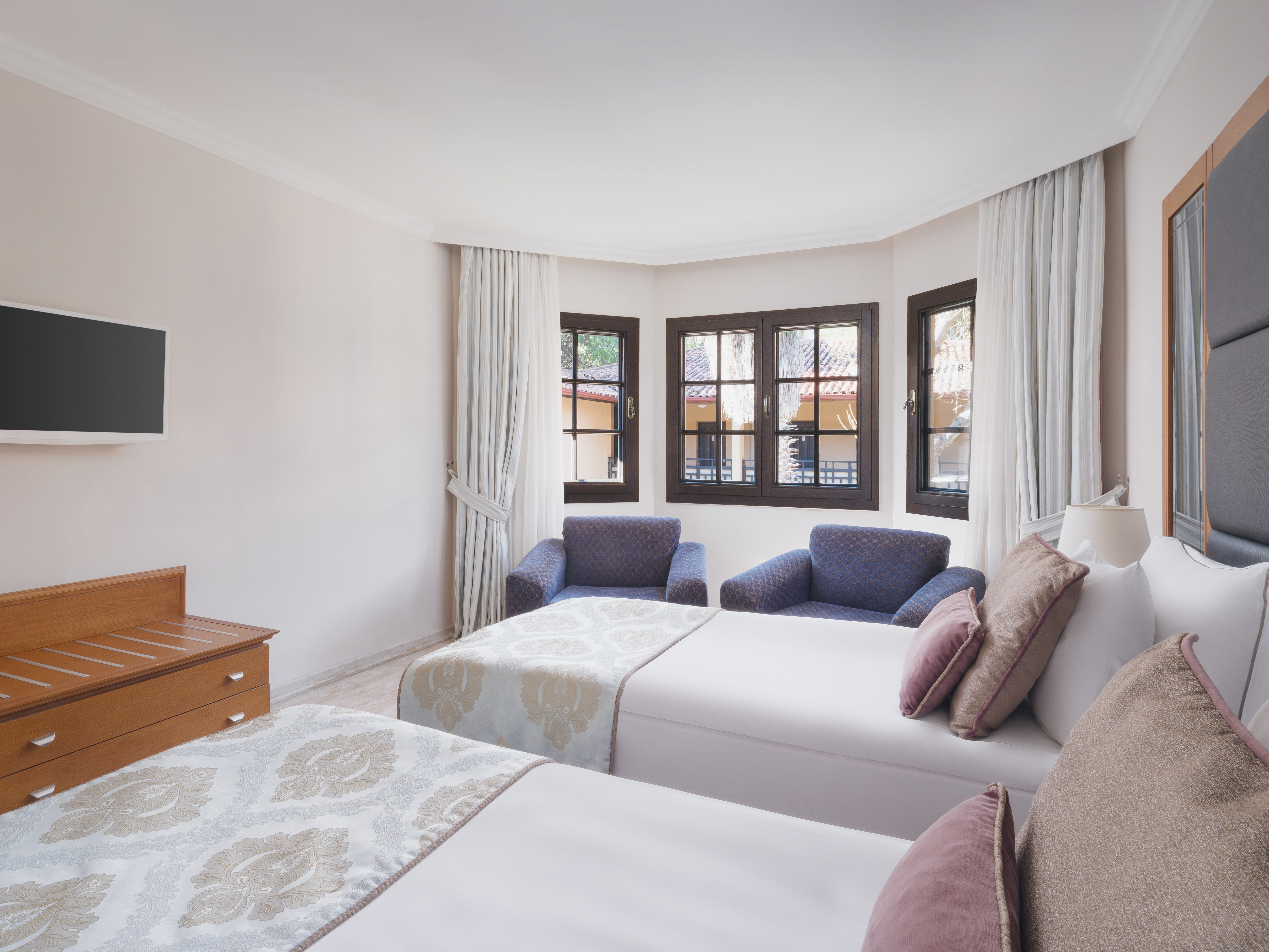 Family Room Superior