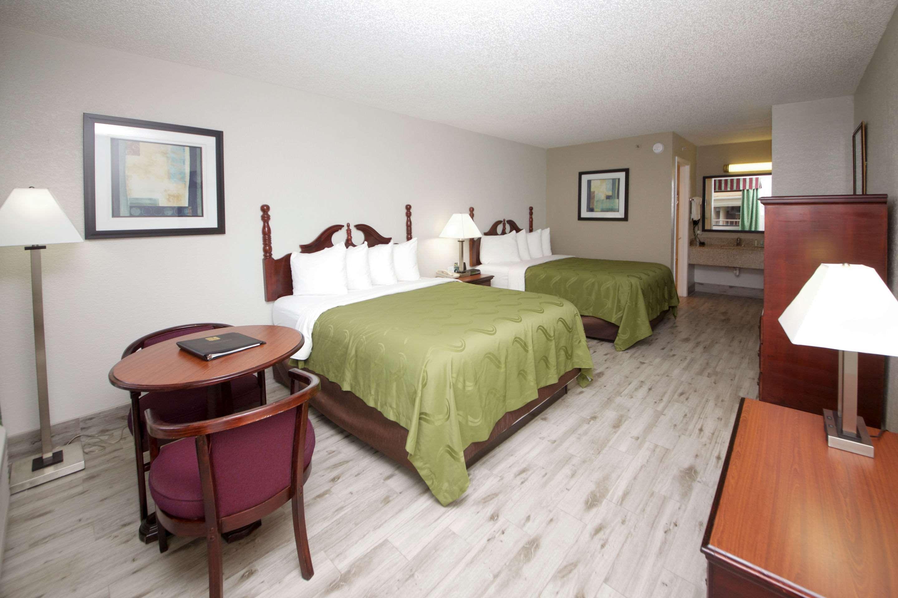 Double Two Queen Beds Non Smoking