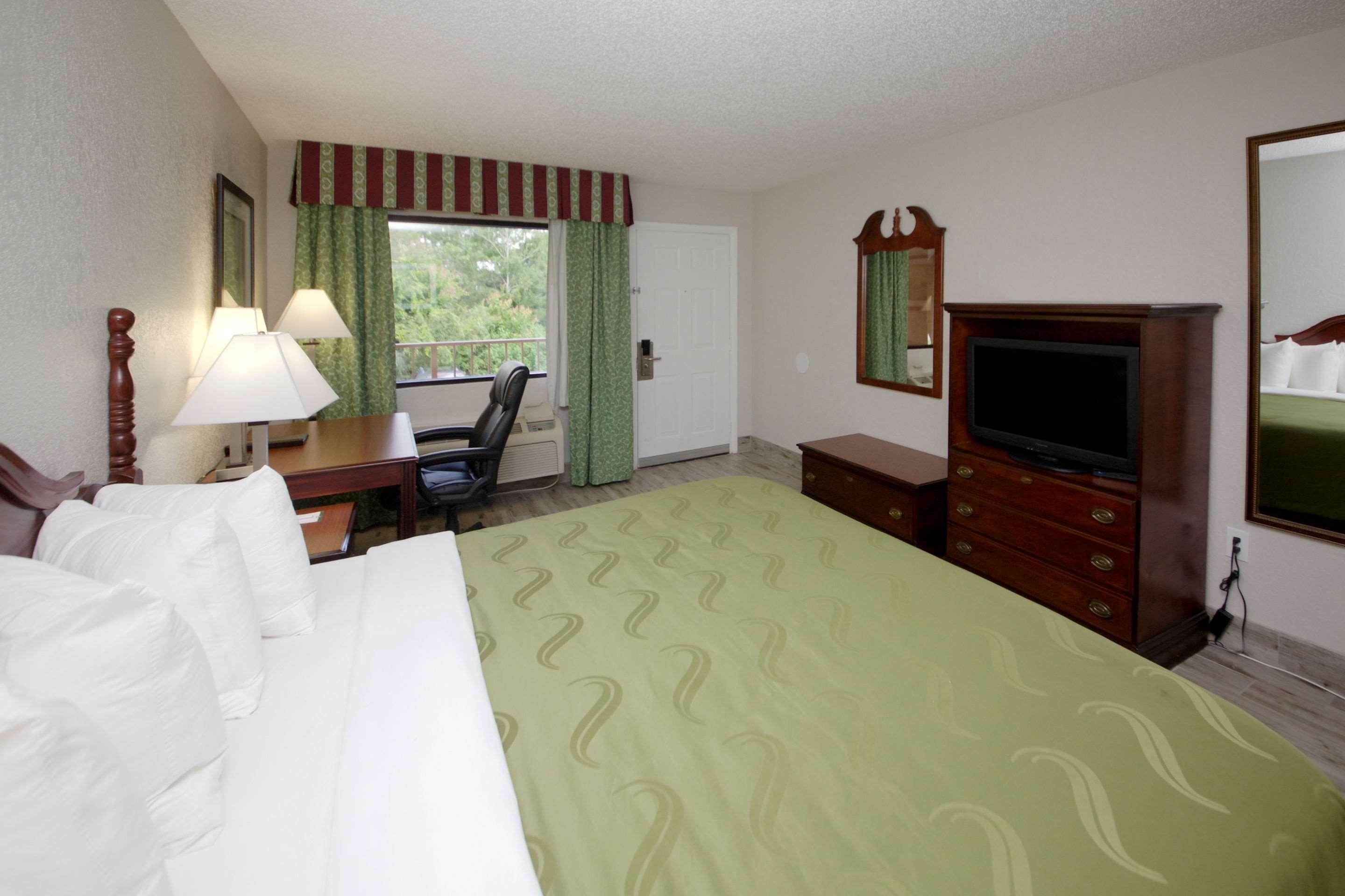 Double King Bed Non Smoking