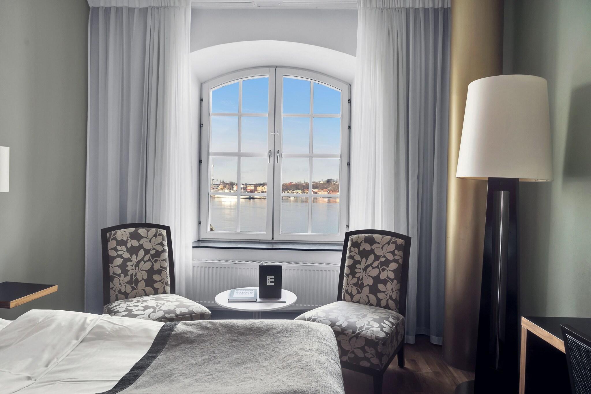 Double or Twin Superior Sea View