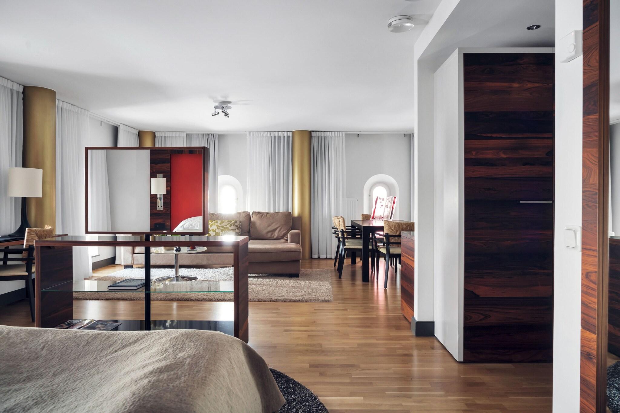 Junior Suite King Size Bed