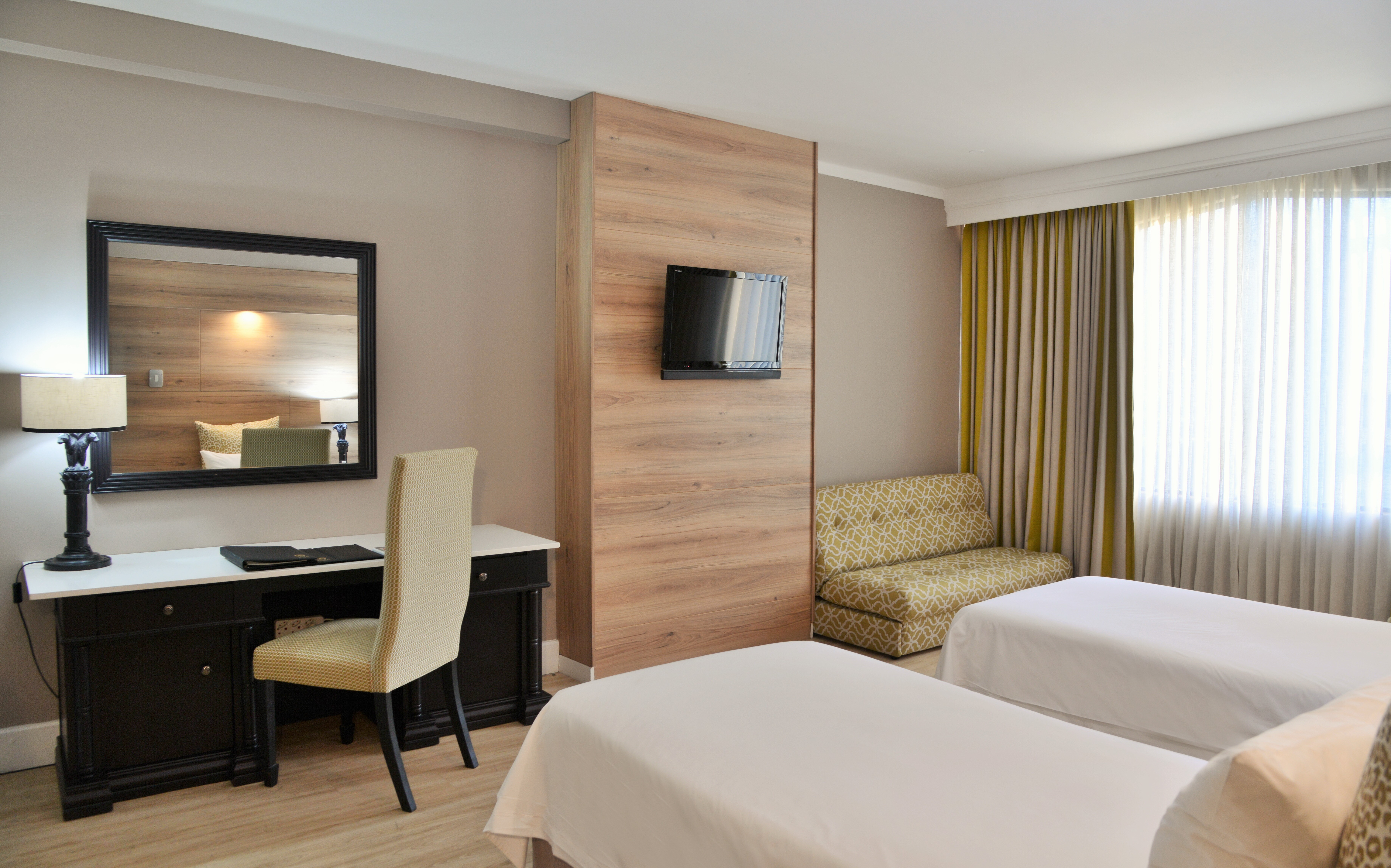 Family Room Executive