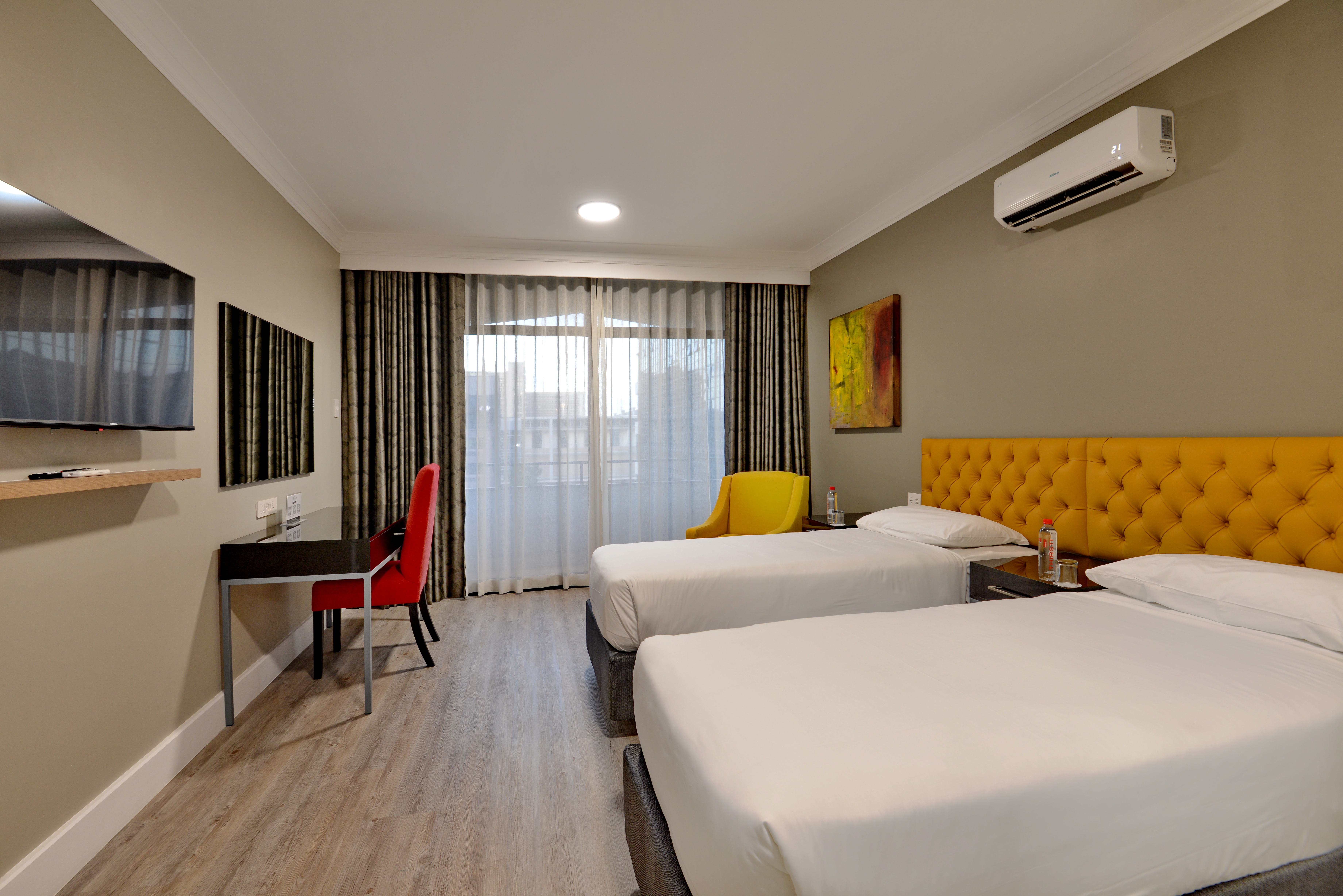 Family Room Executive