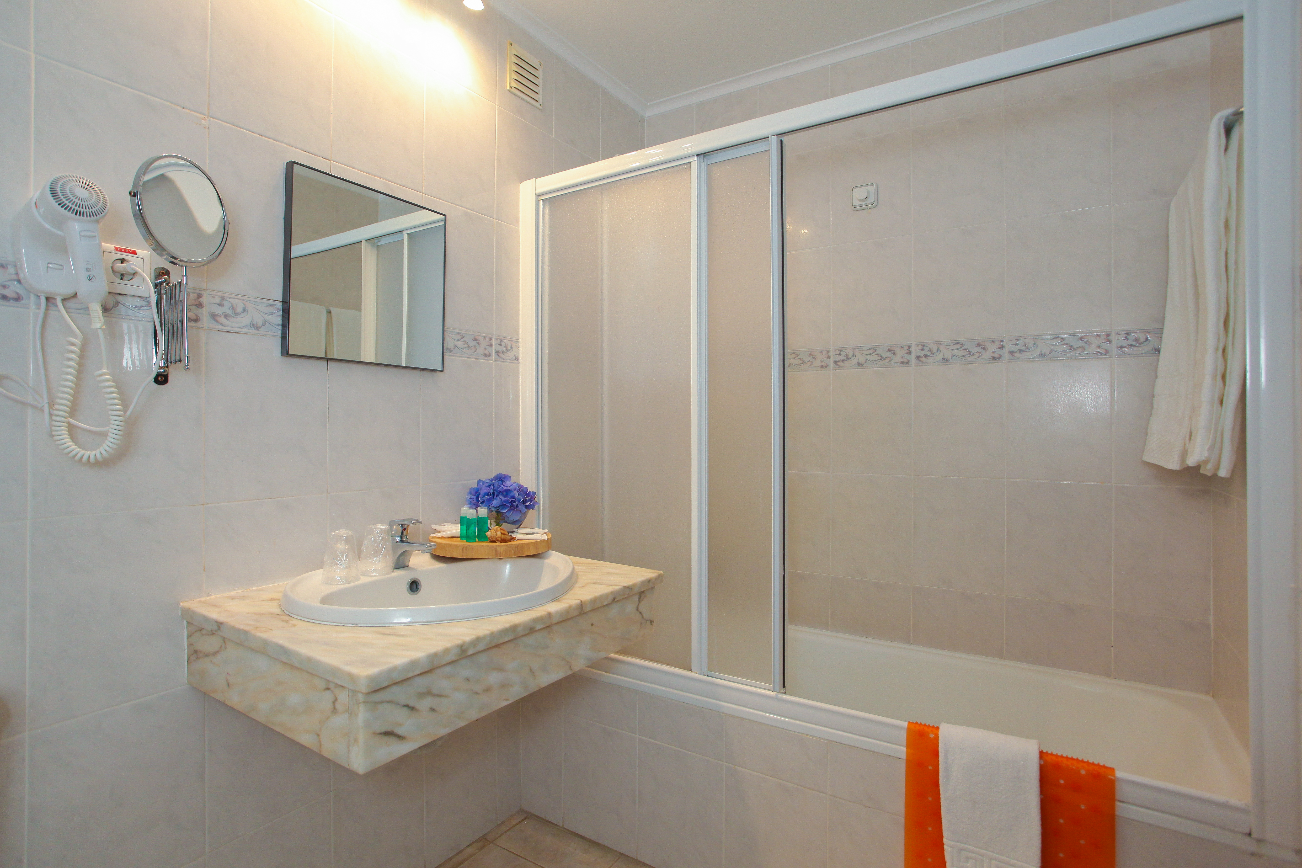 Single Sea View with Balcony