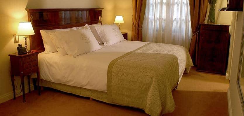 Double Deluxe King Bed