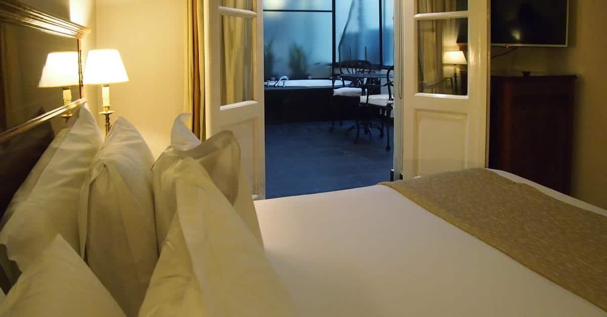 Double Deluxe King Bed