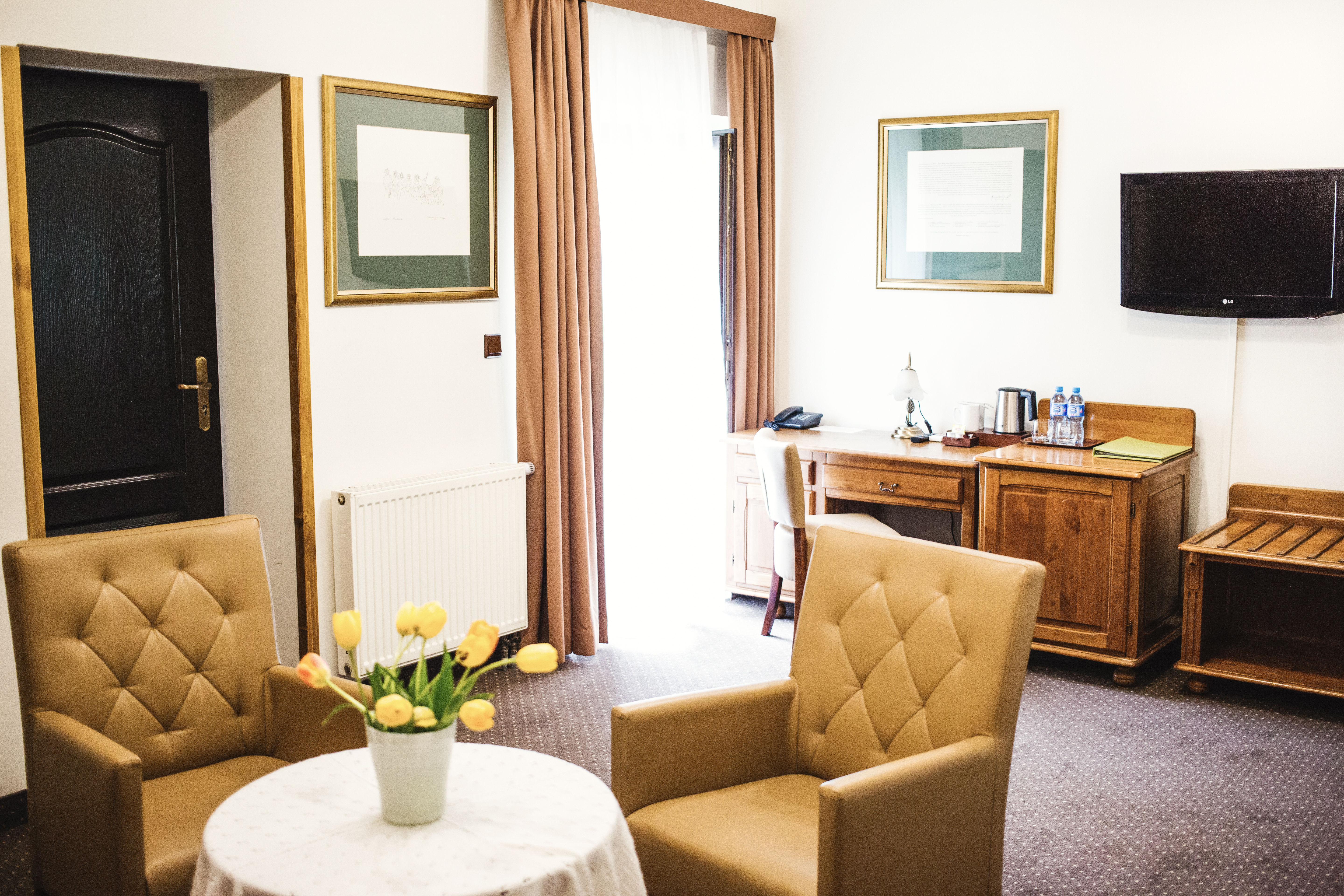 Double or Twin Standard