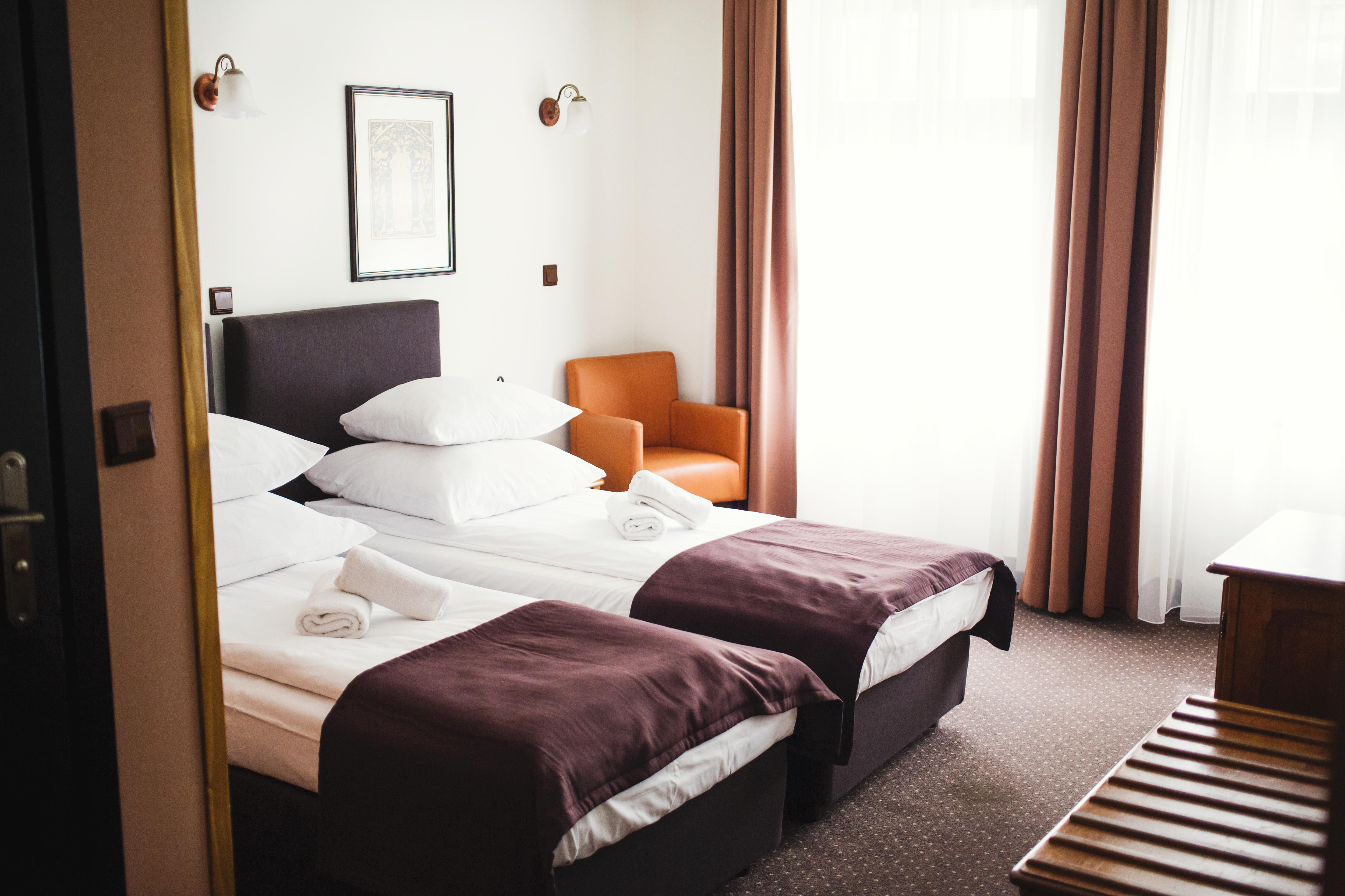 Double or Twin Standard