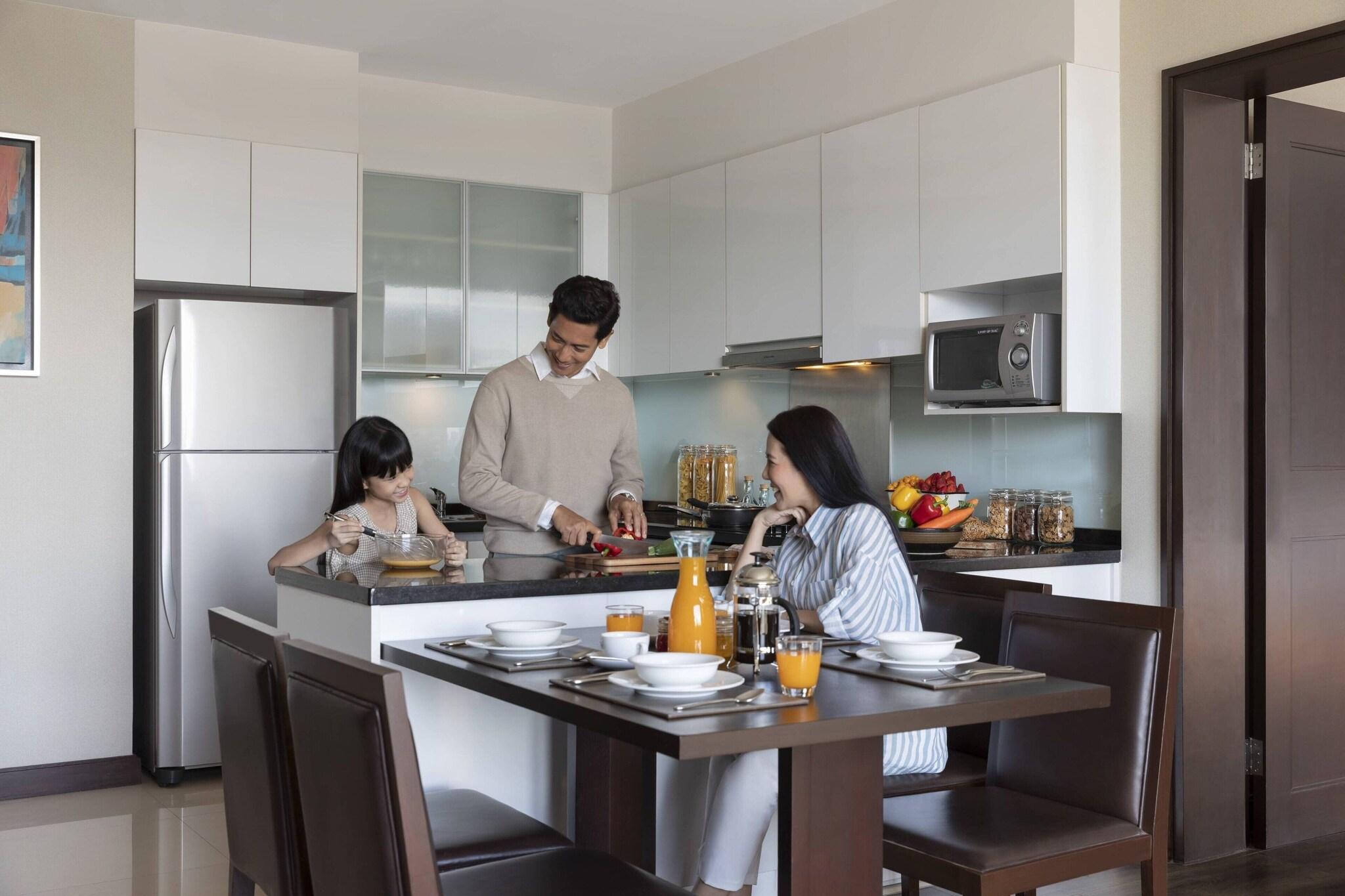 Apartment King Bed Two Bedrooms