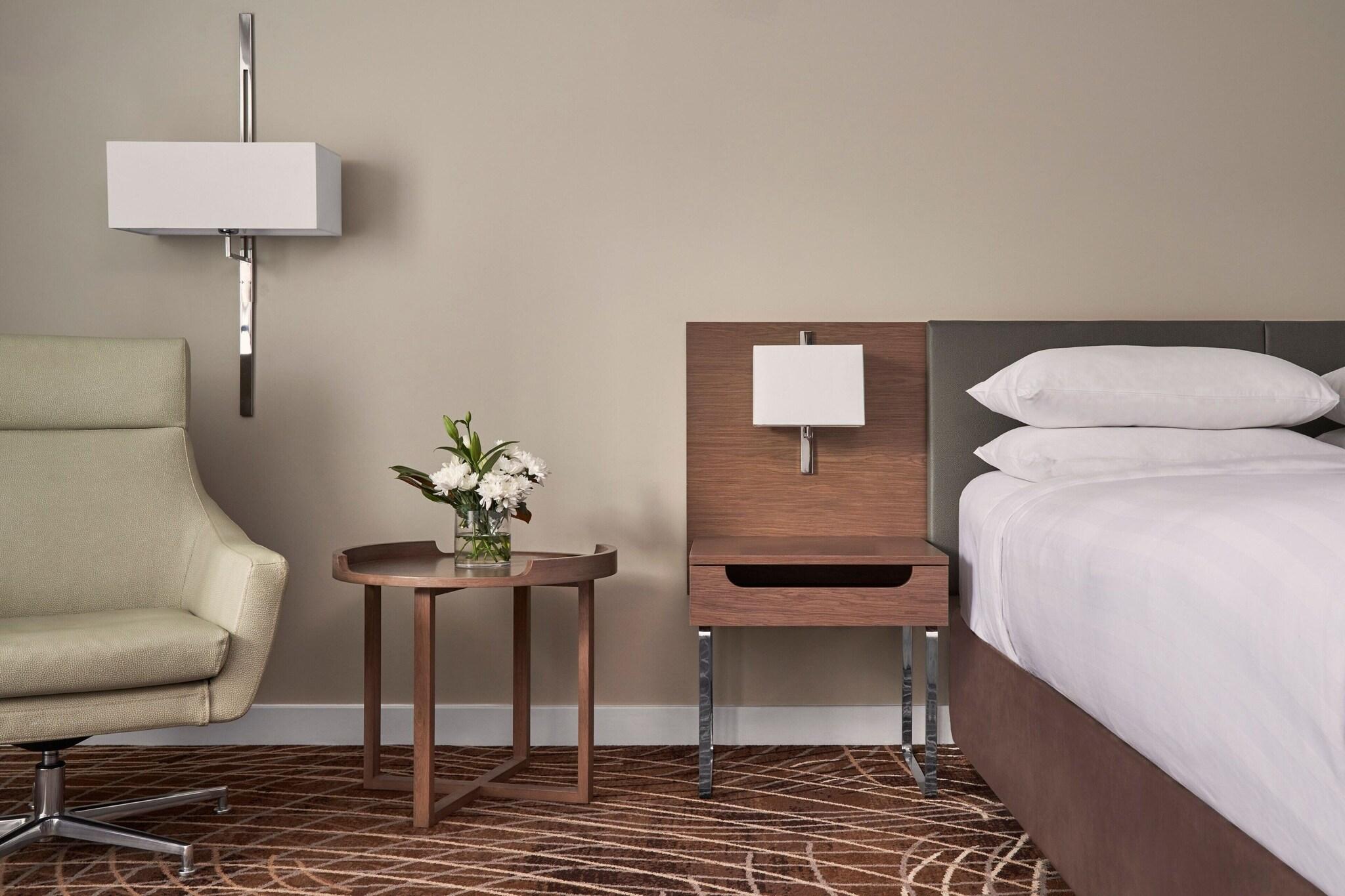 Double Premier Queen Bed