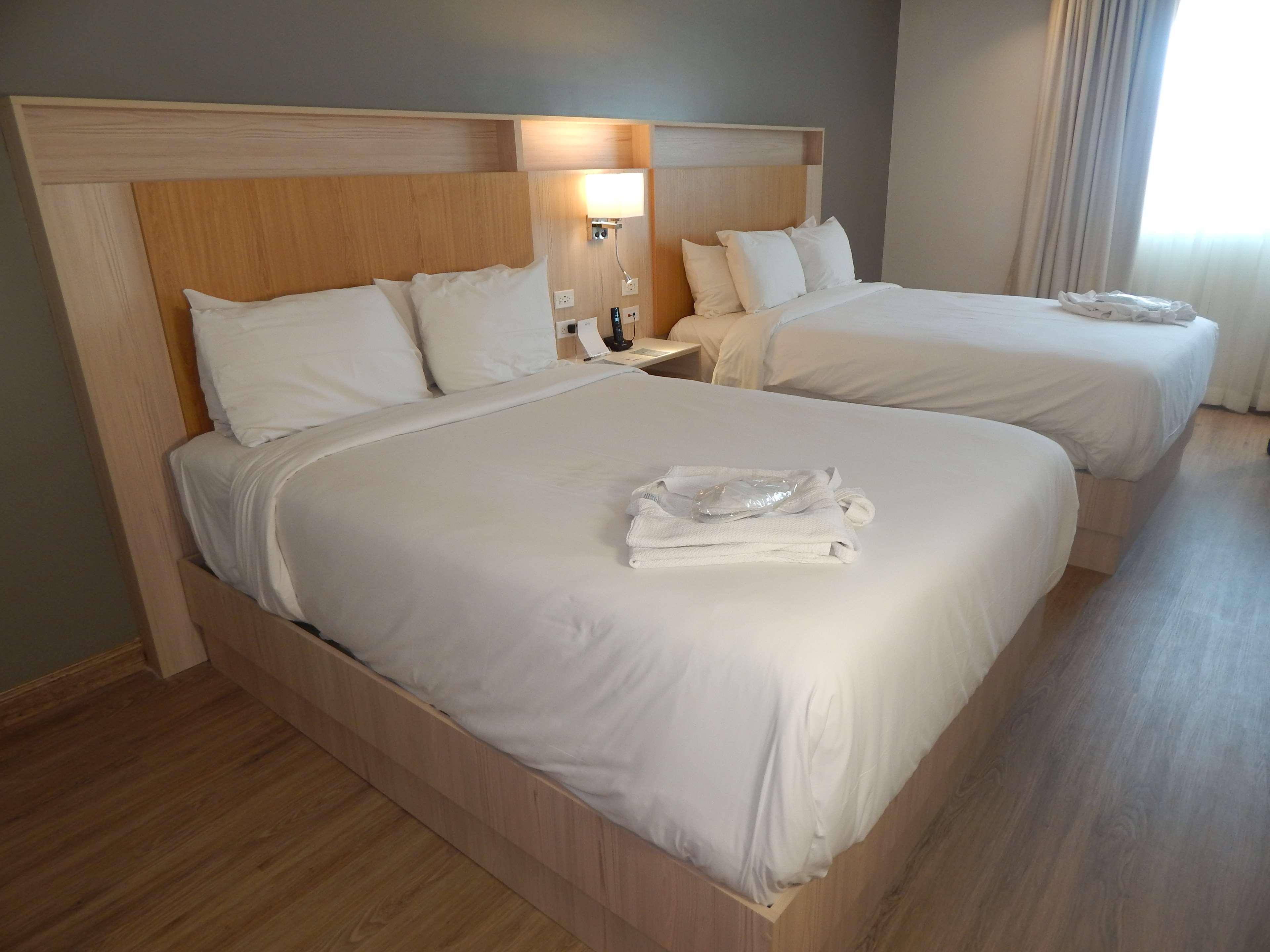 Room Two Double Beds