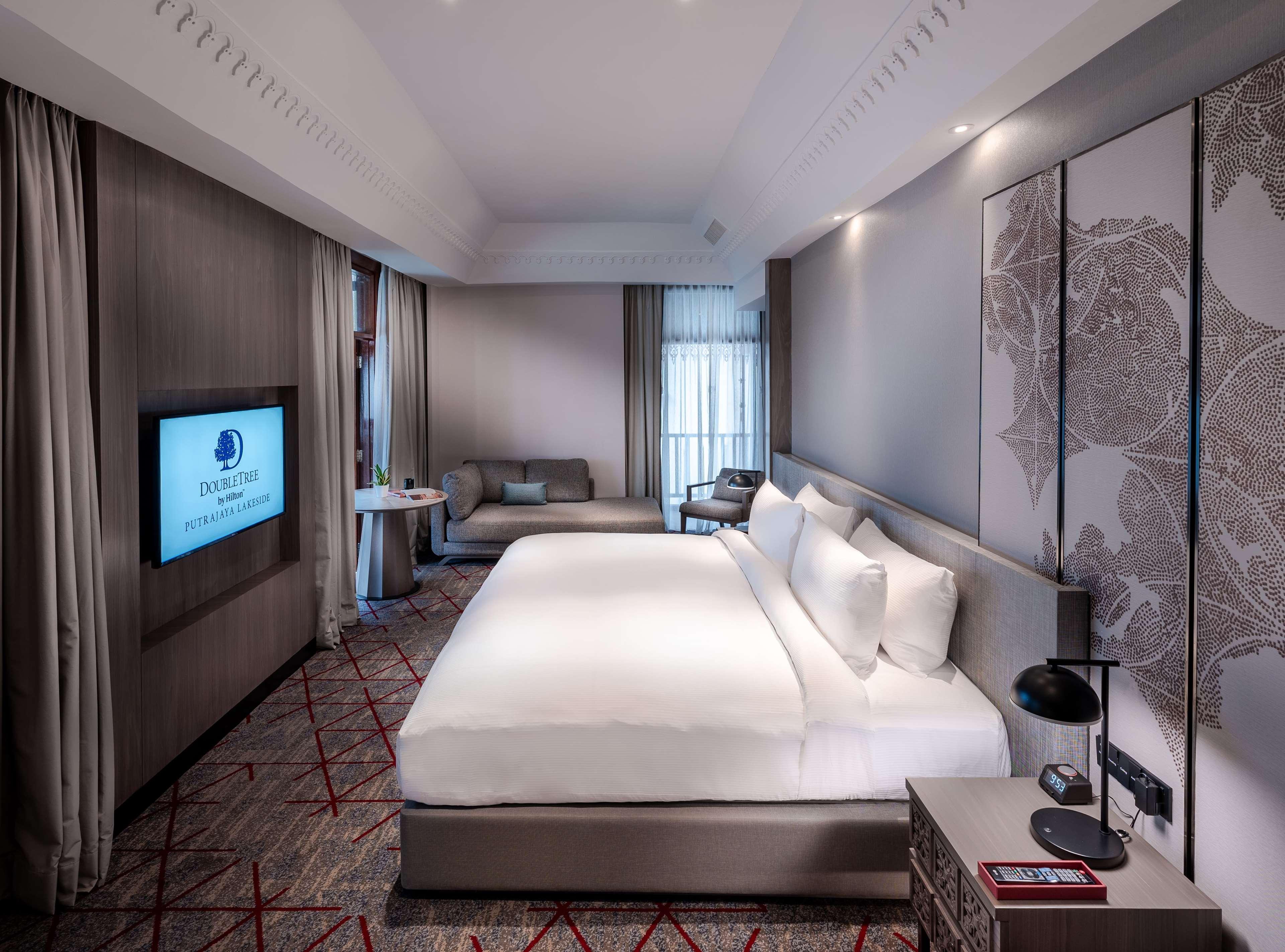 Family Room King Size Bed