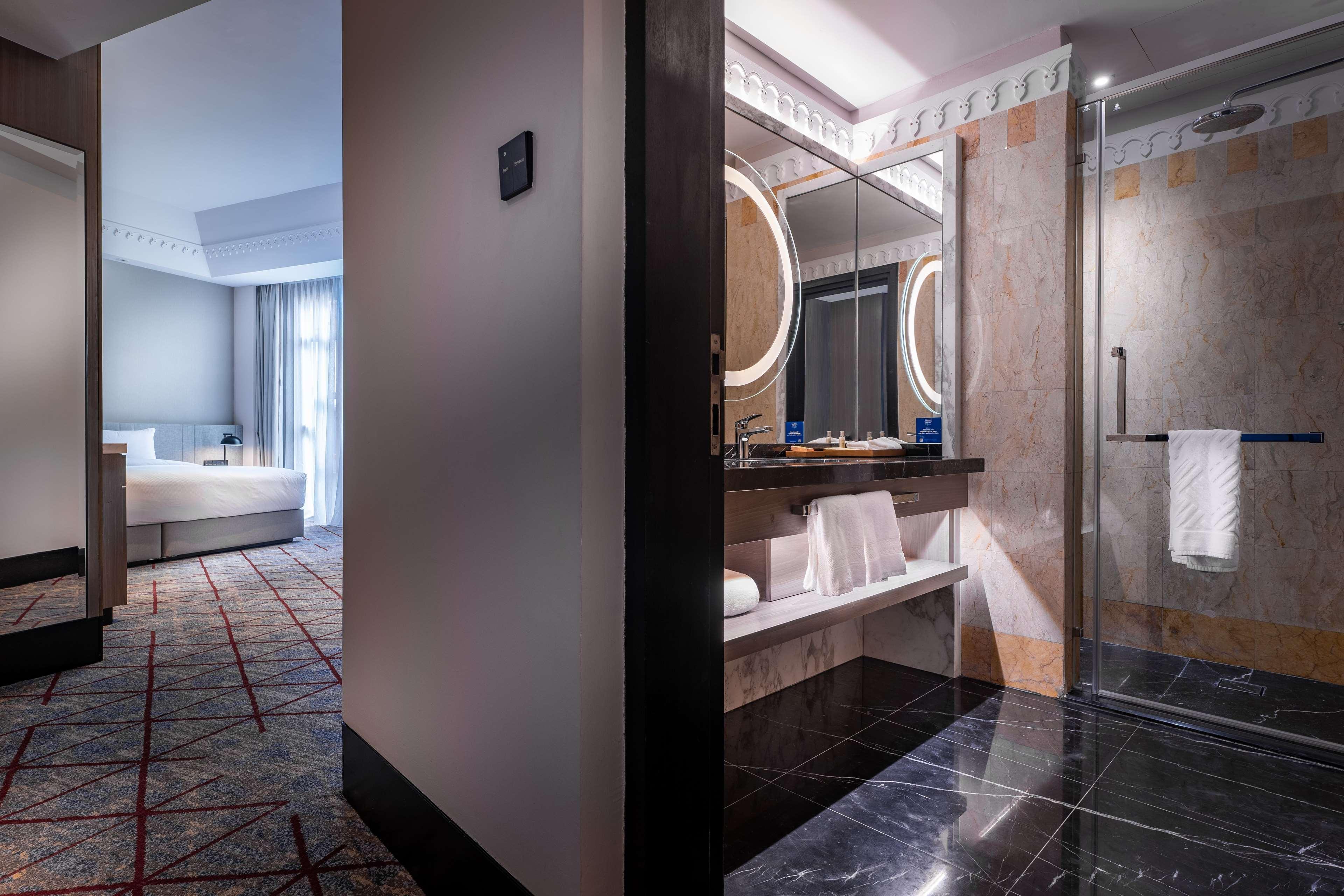 Family Room King Size Bed