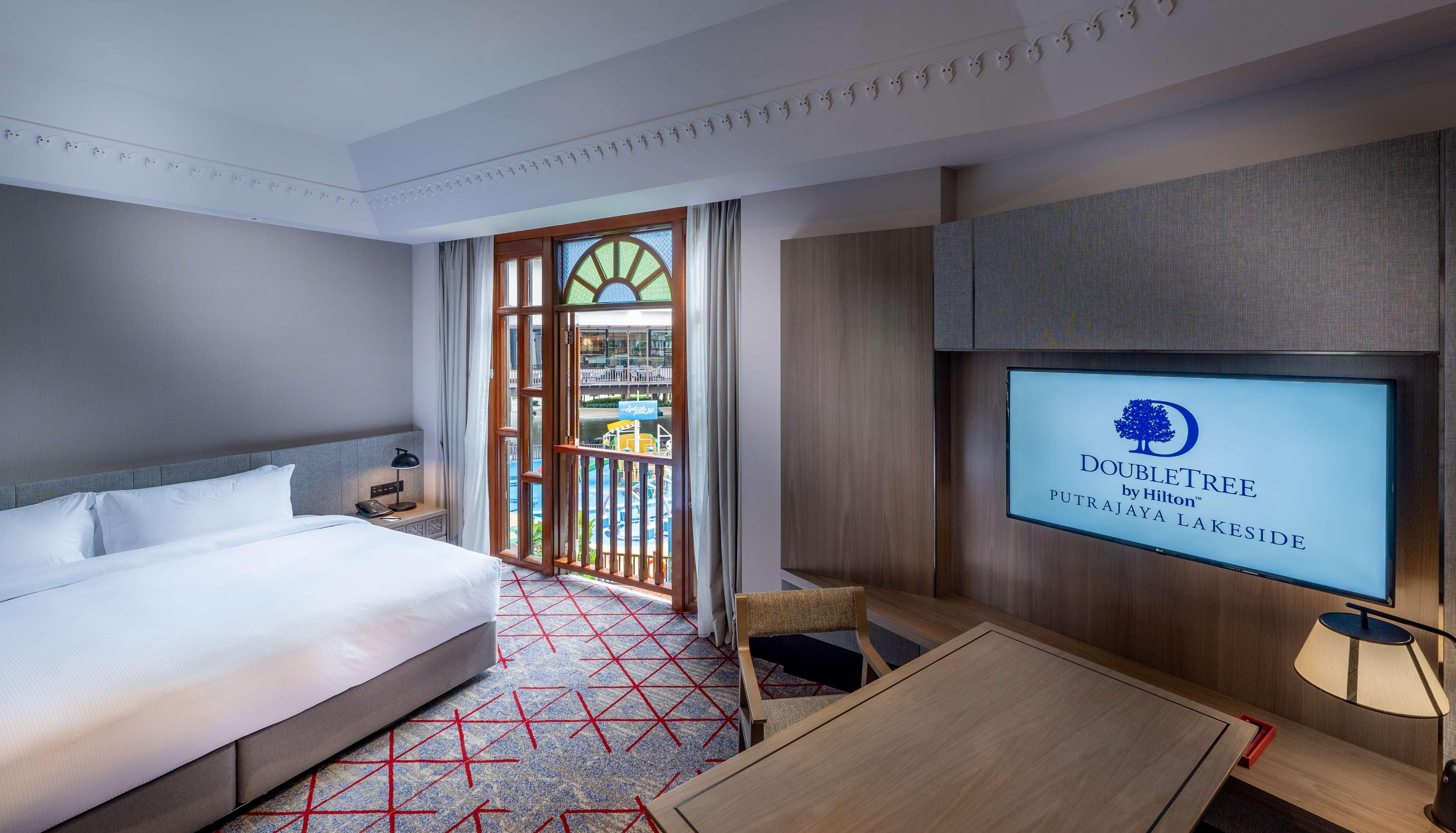 Family Room King Size Bed