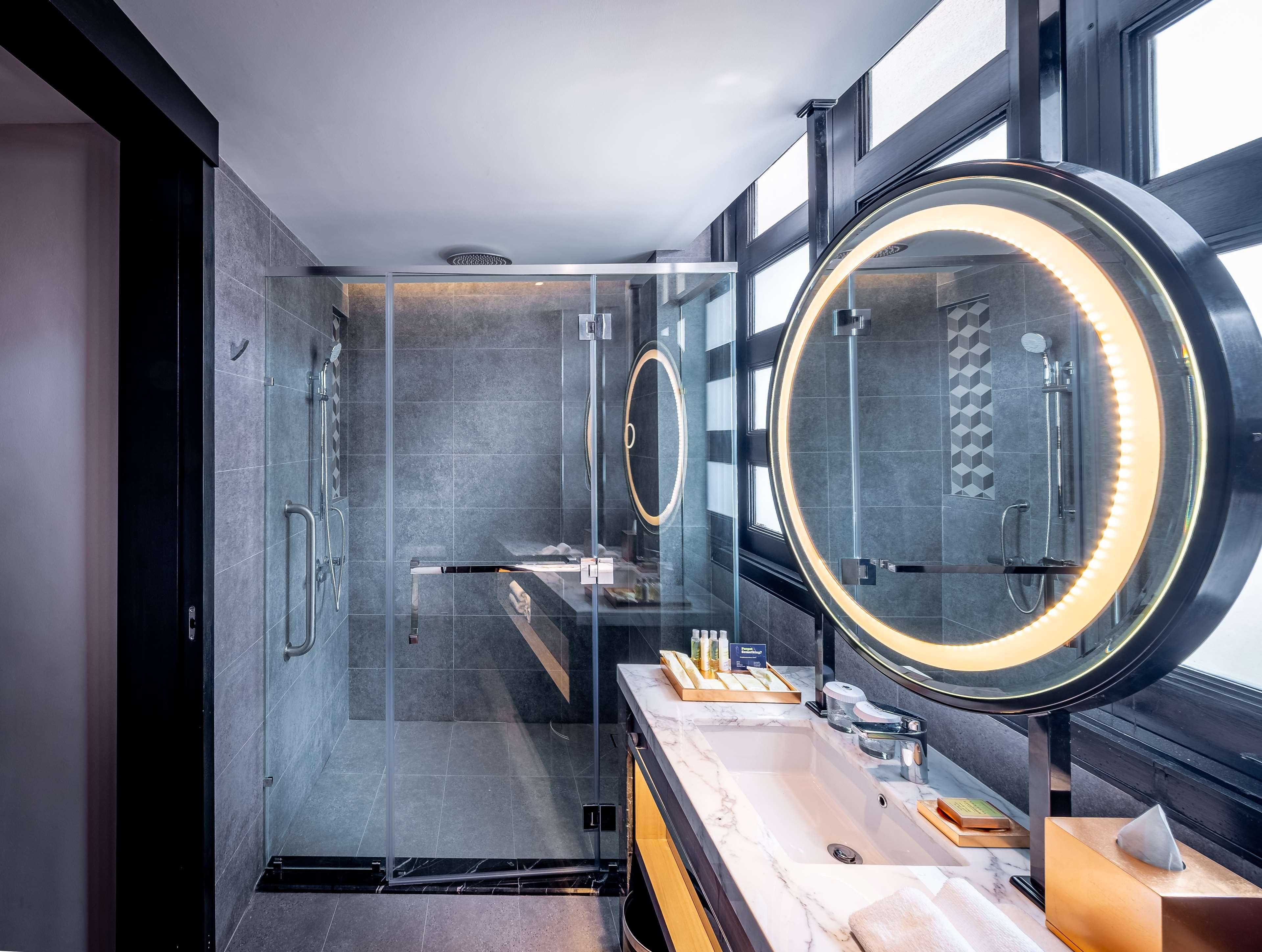 Suite King Bed Two Bedrooms