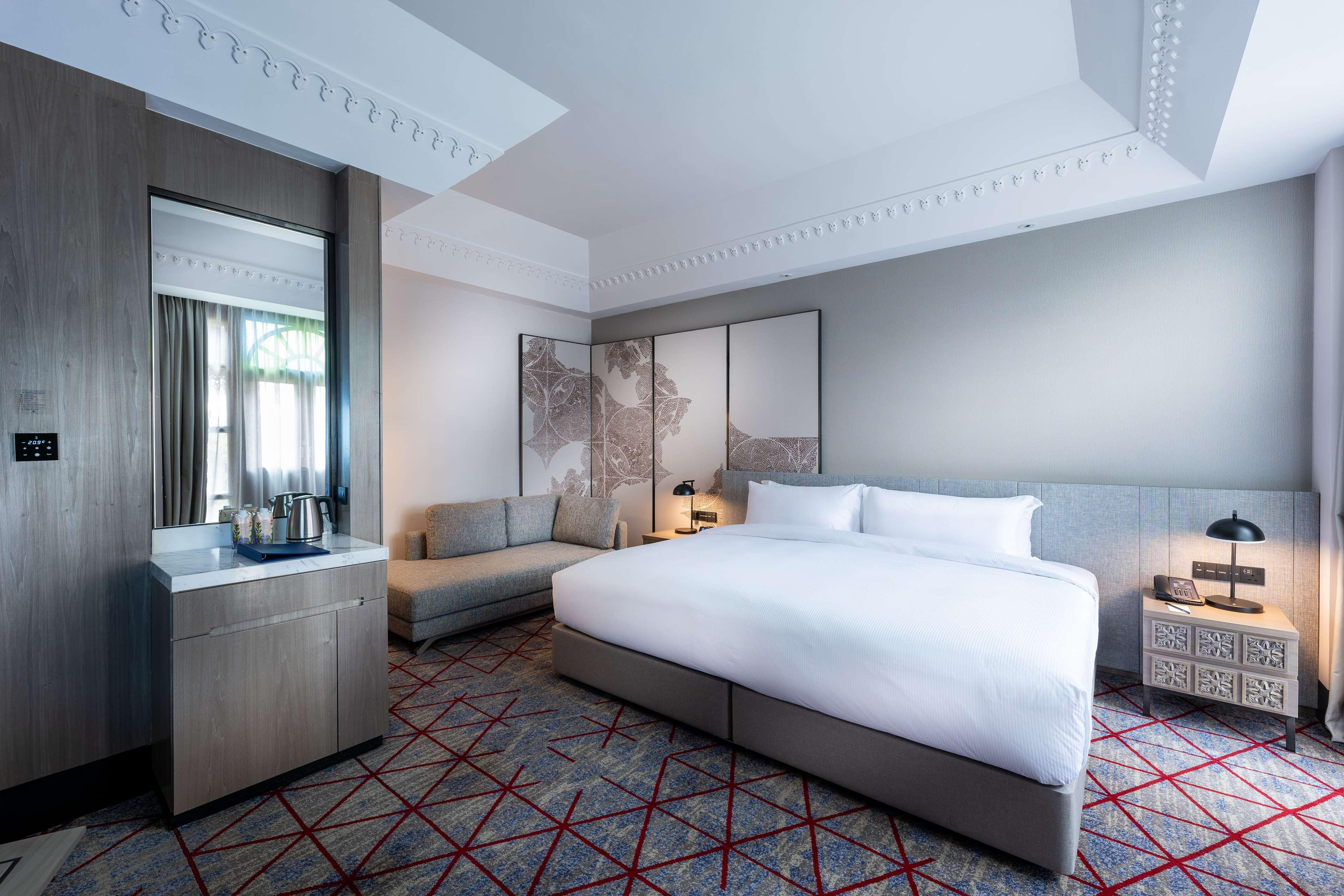 Family Room King Size Bed