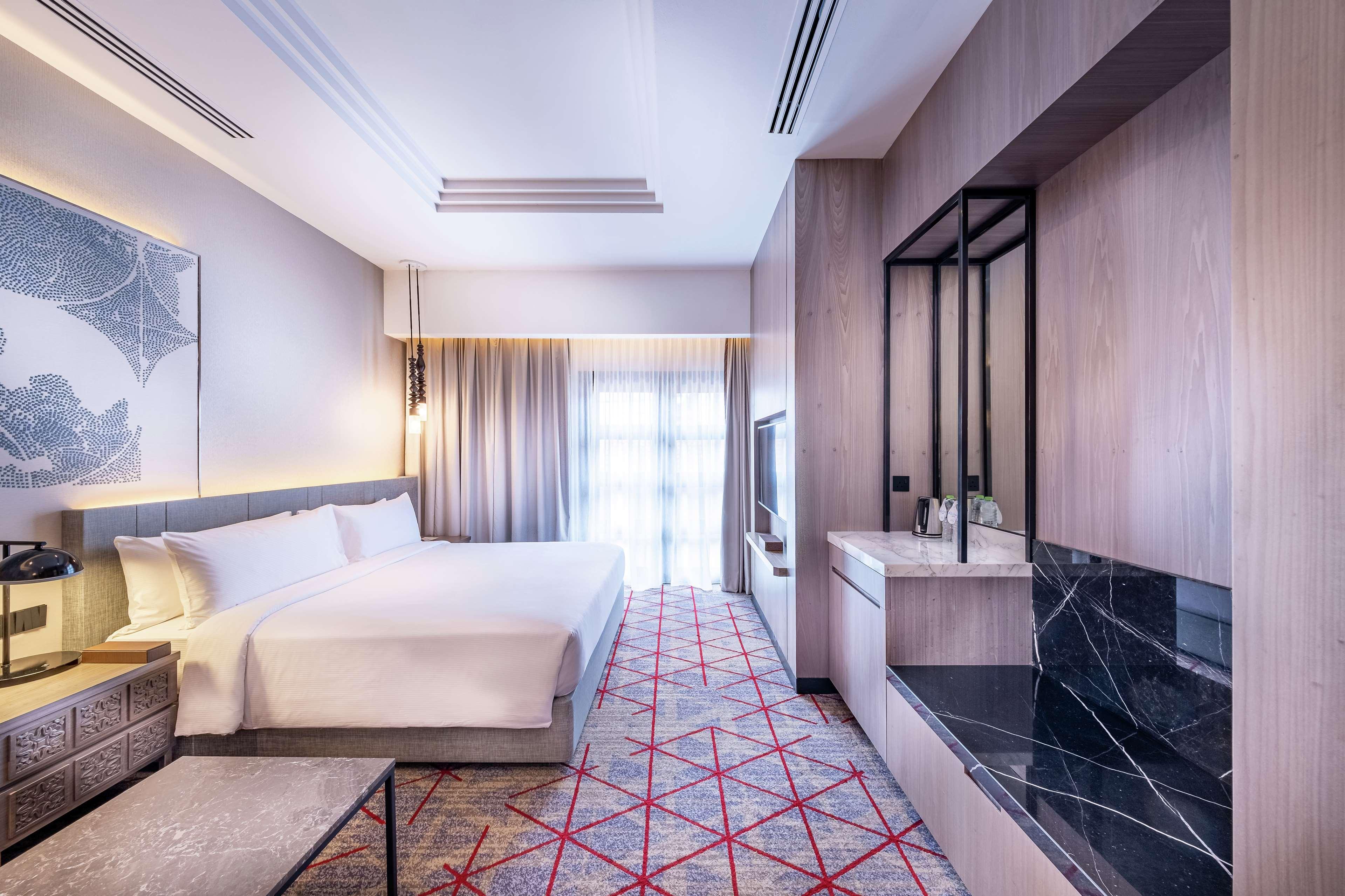 Double Guest Room King Bed