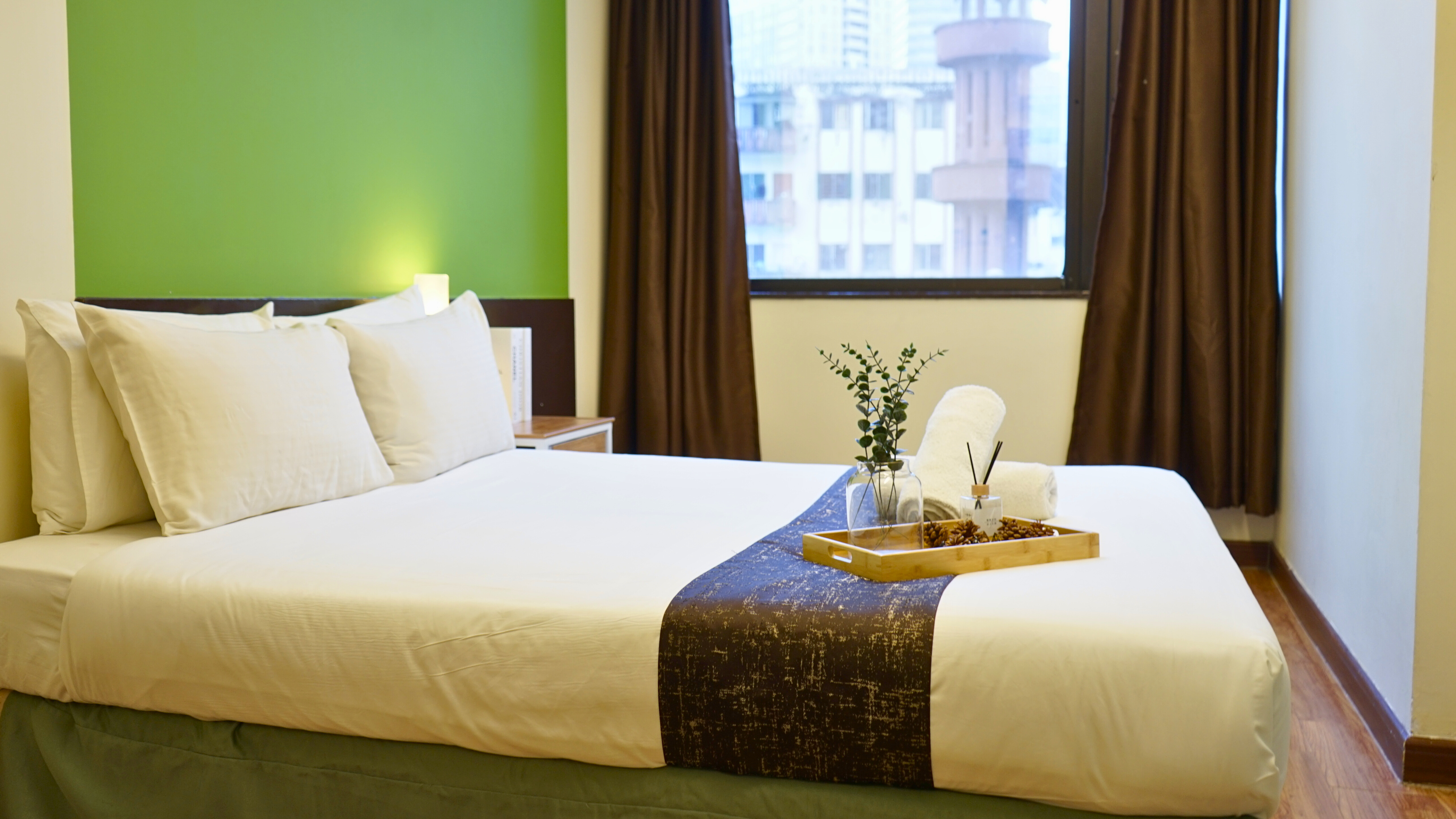 Double Superior Queen Bed