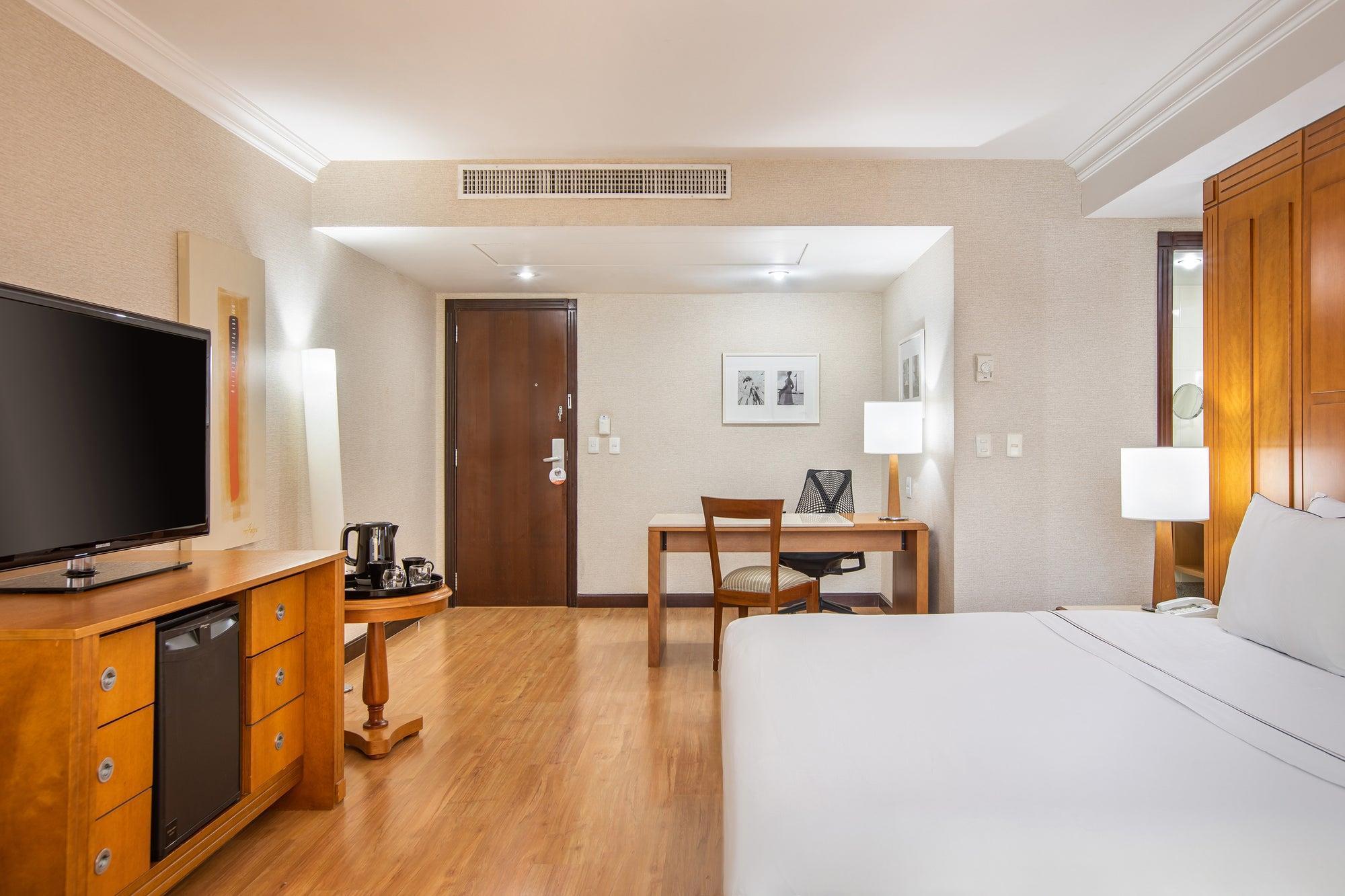 Double King Size Bed