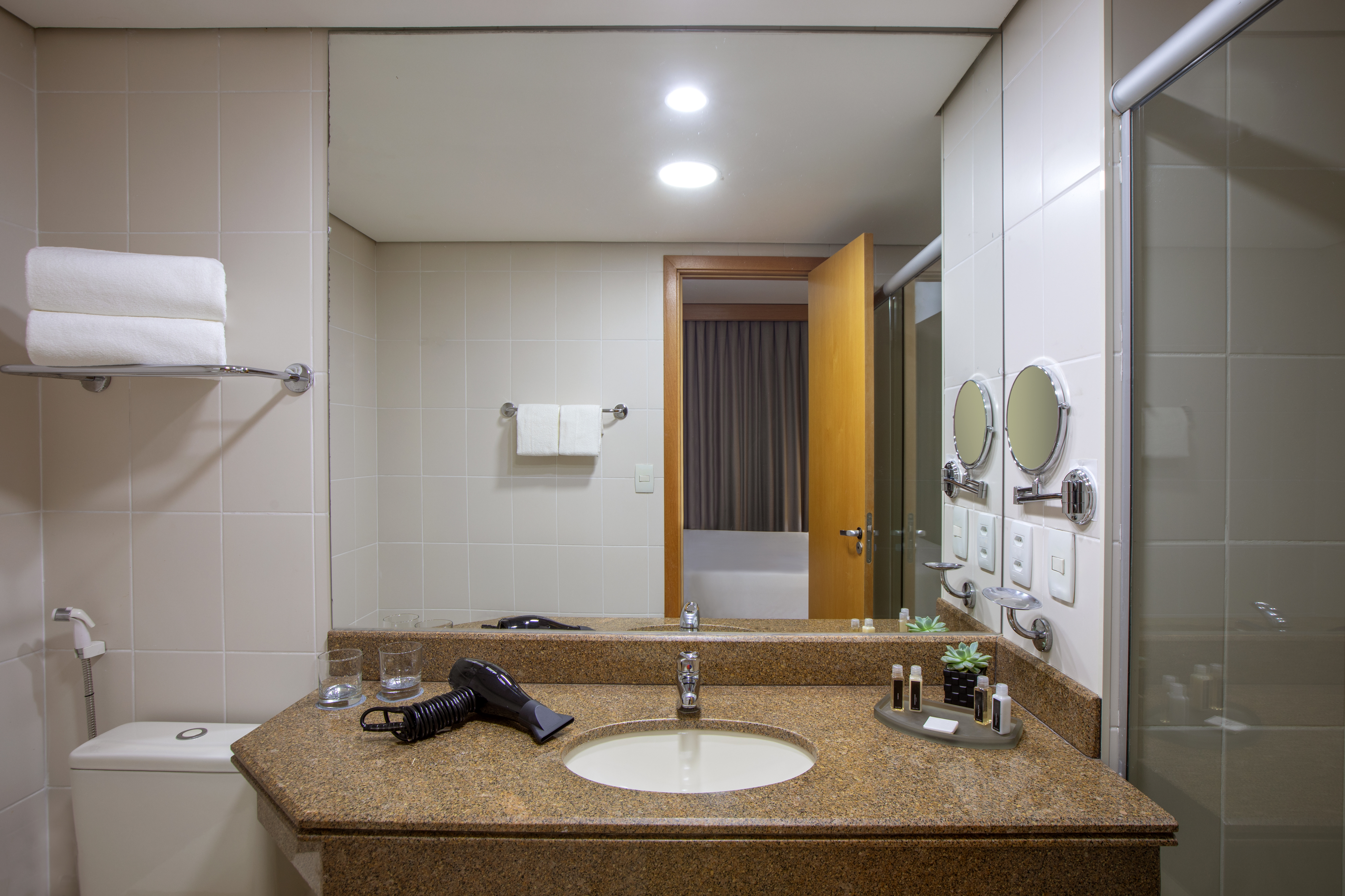 Double Premium Queen Bed