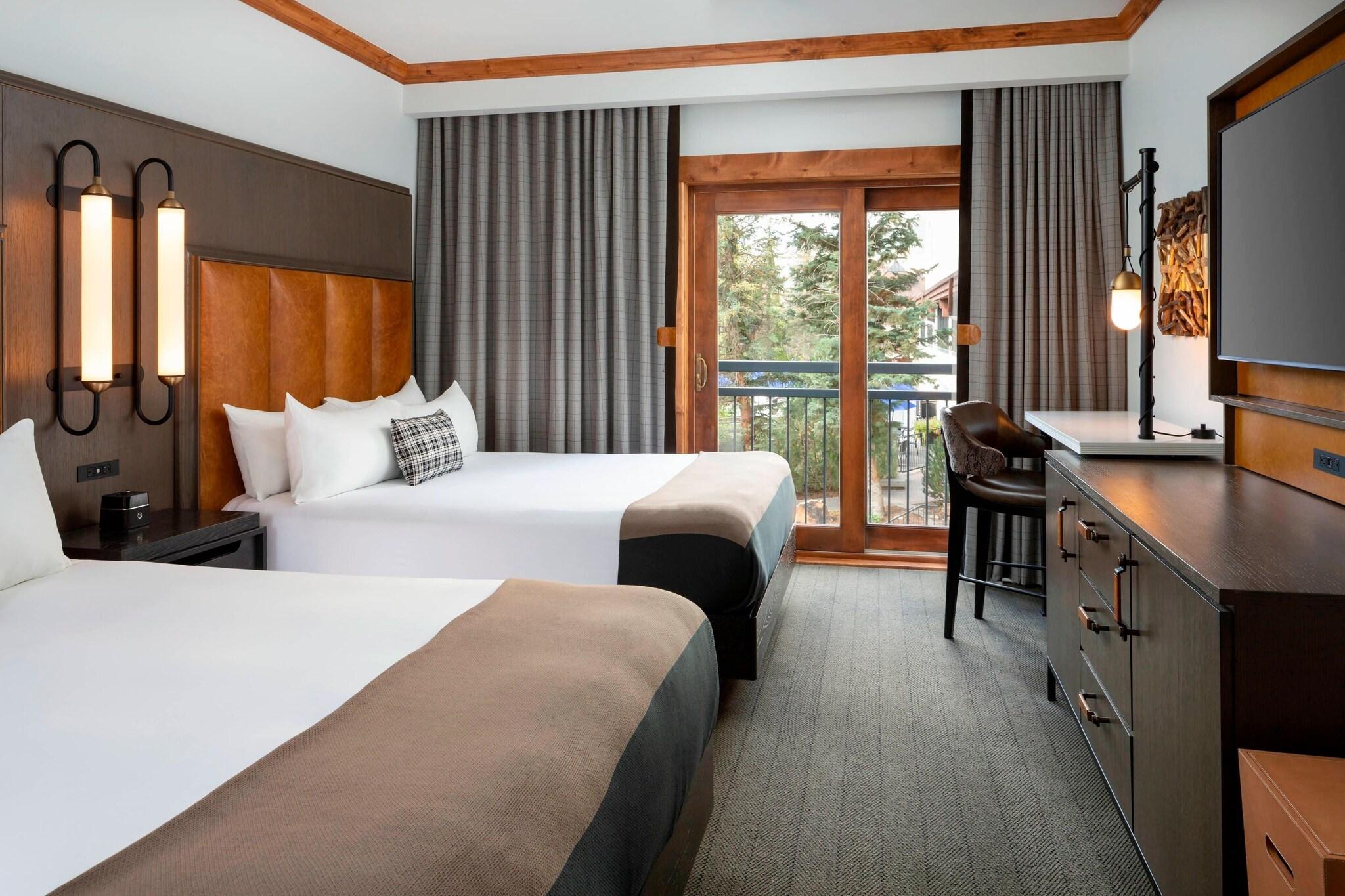 Quadruple Two Queen Beds