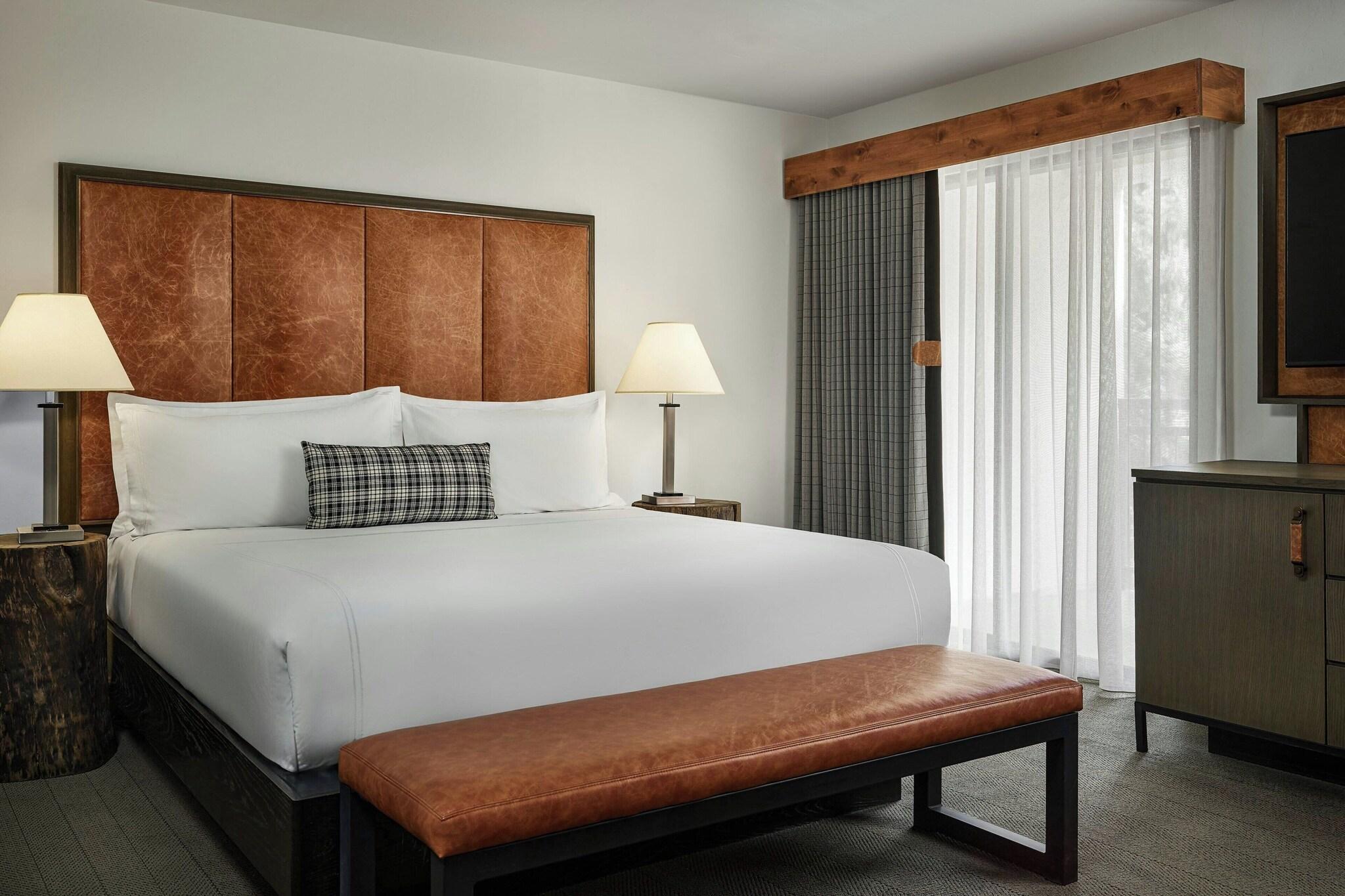 Apartment King Size Bed