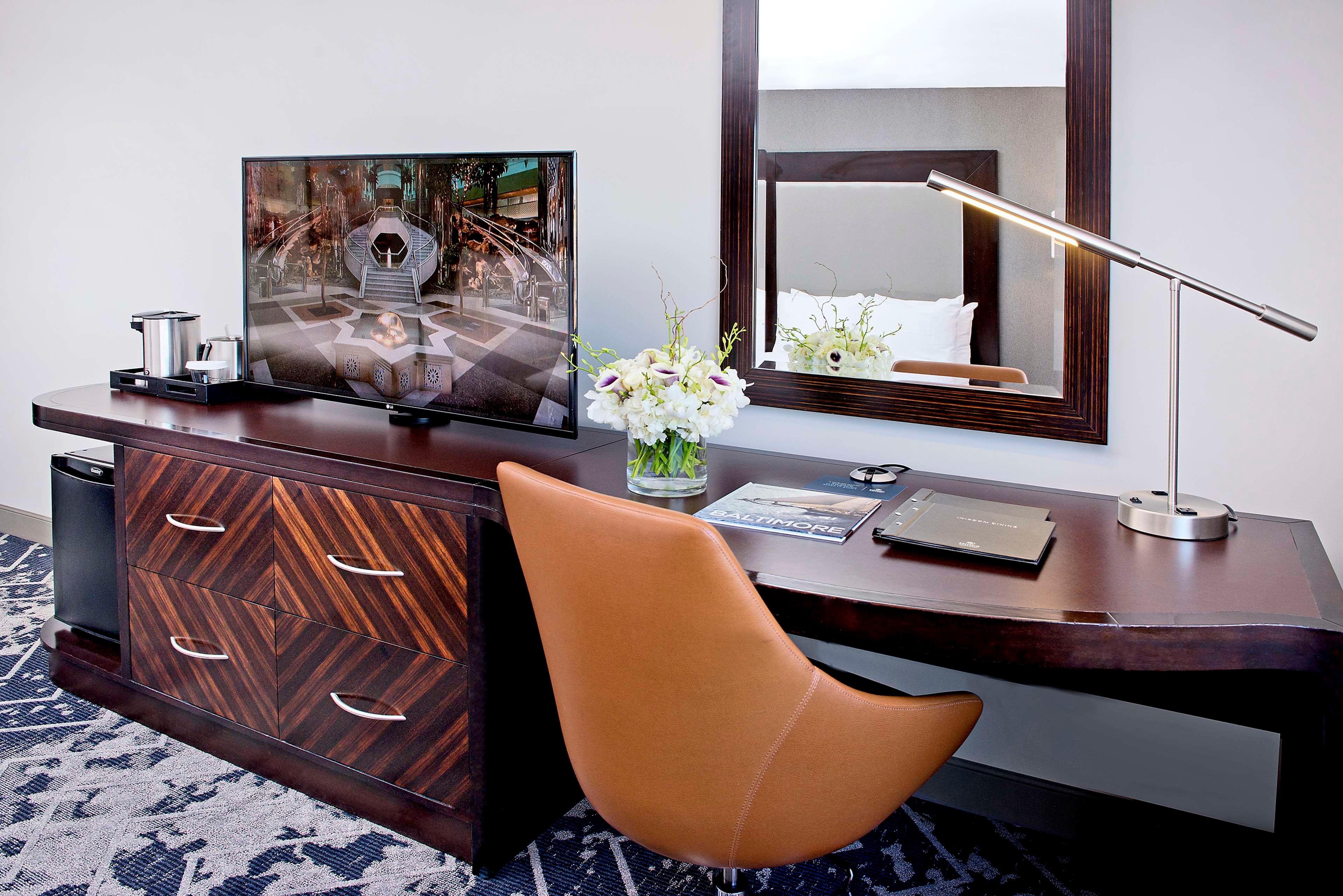 Double Guest Room King Bed