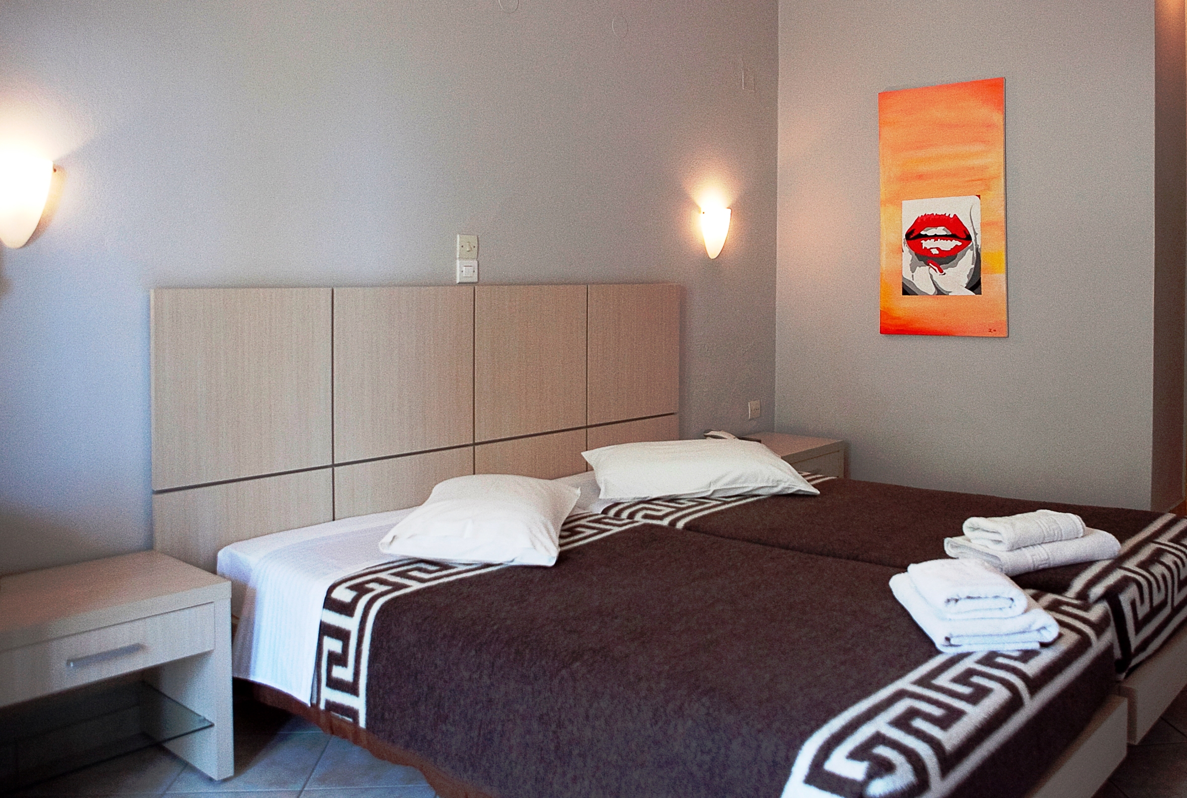 Double or Twin Standard