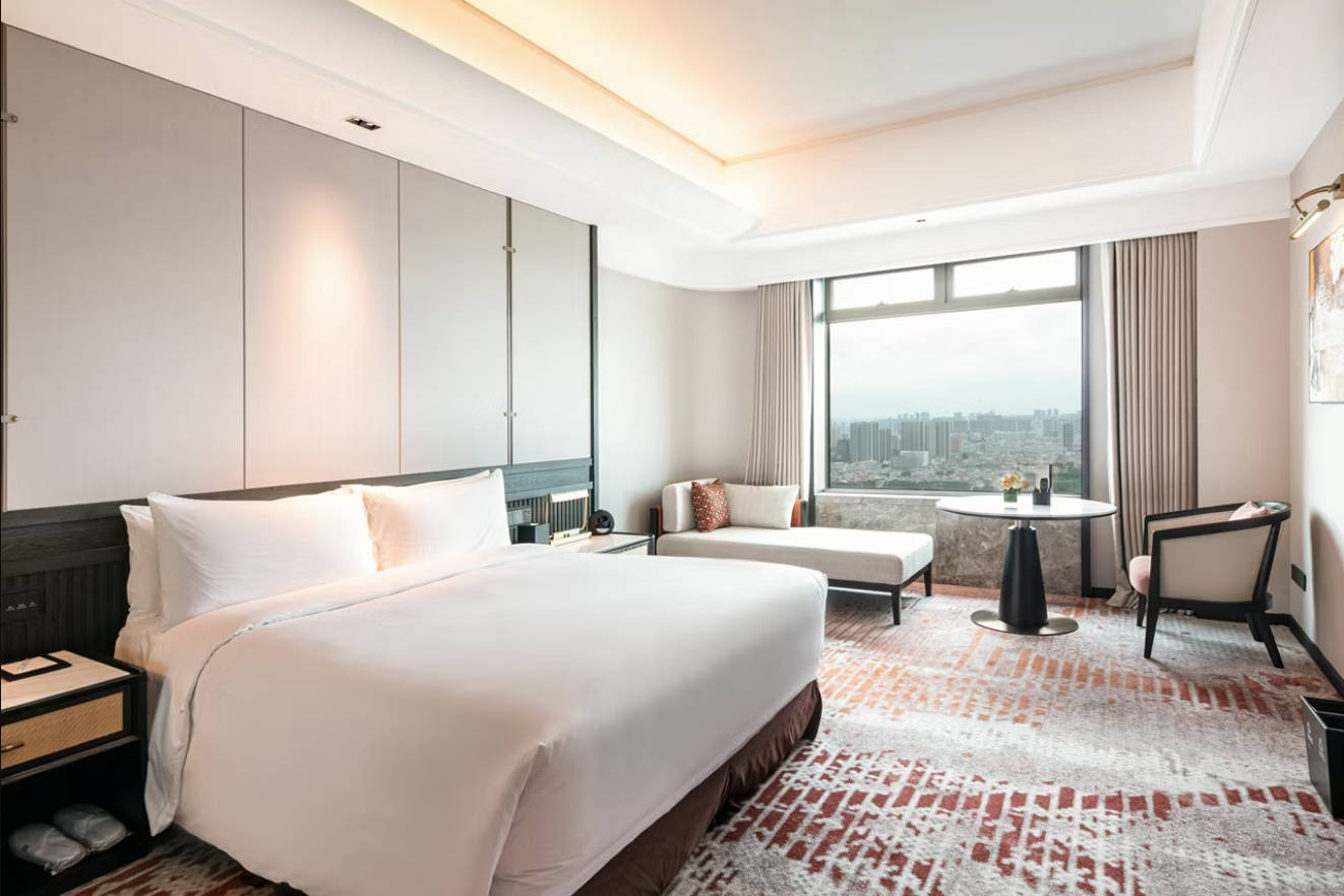 Double Classic King Bed