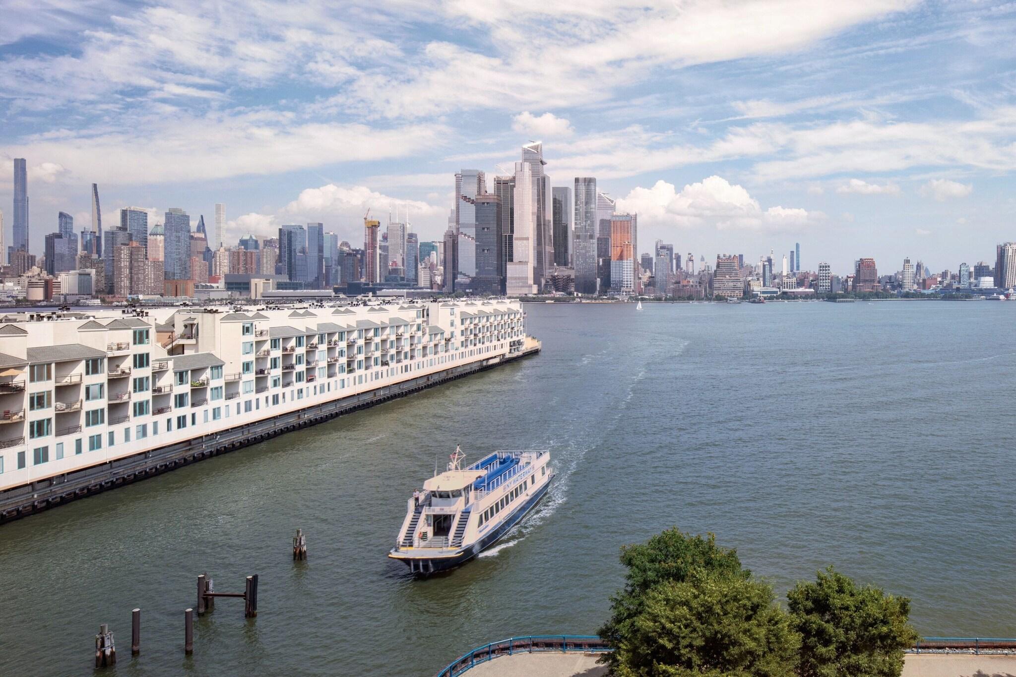 Double City View King Bed