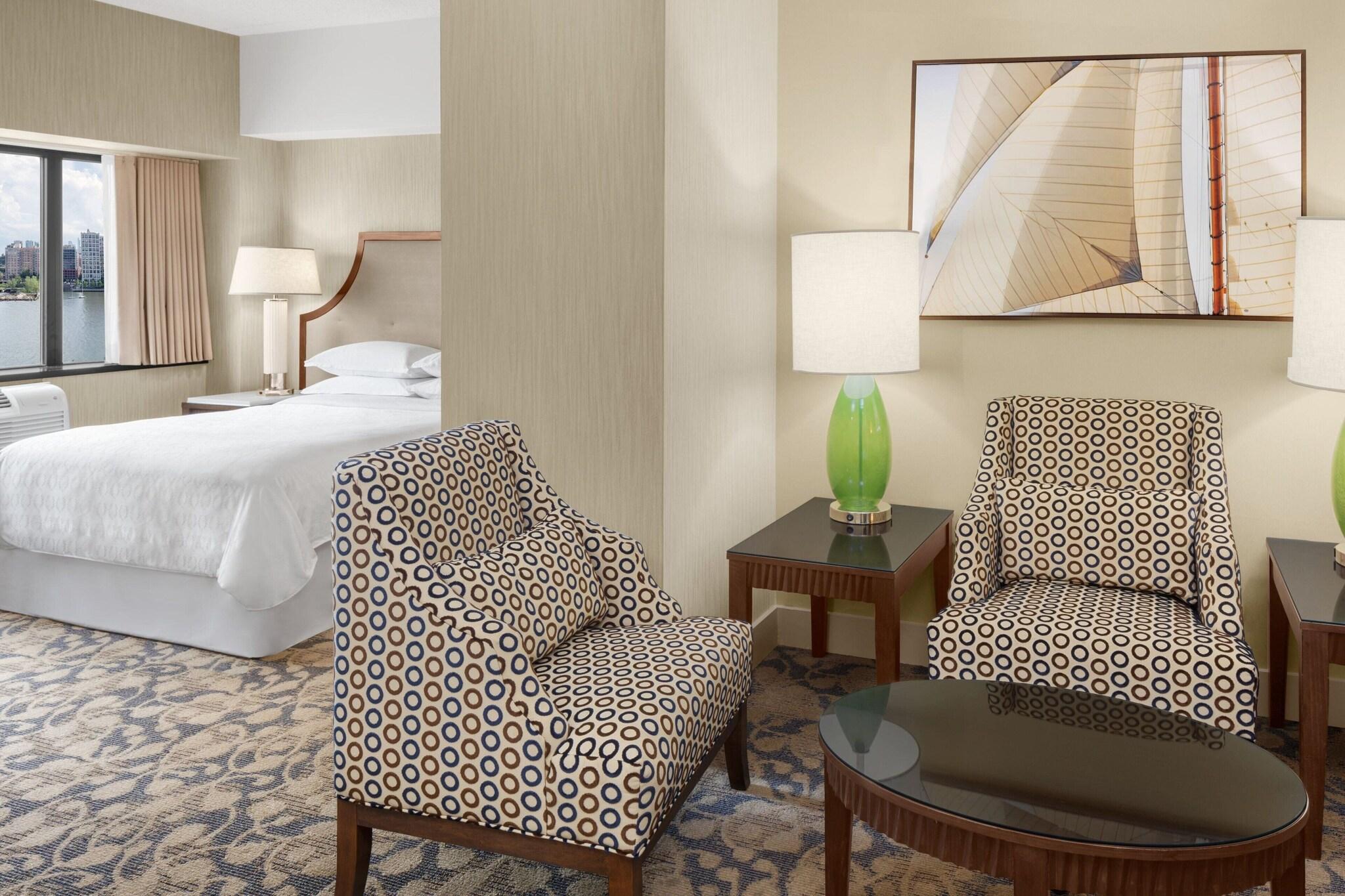 Double Deluxe King Bed