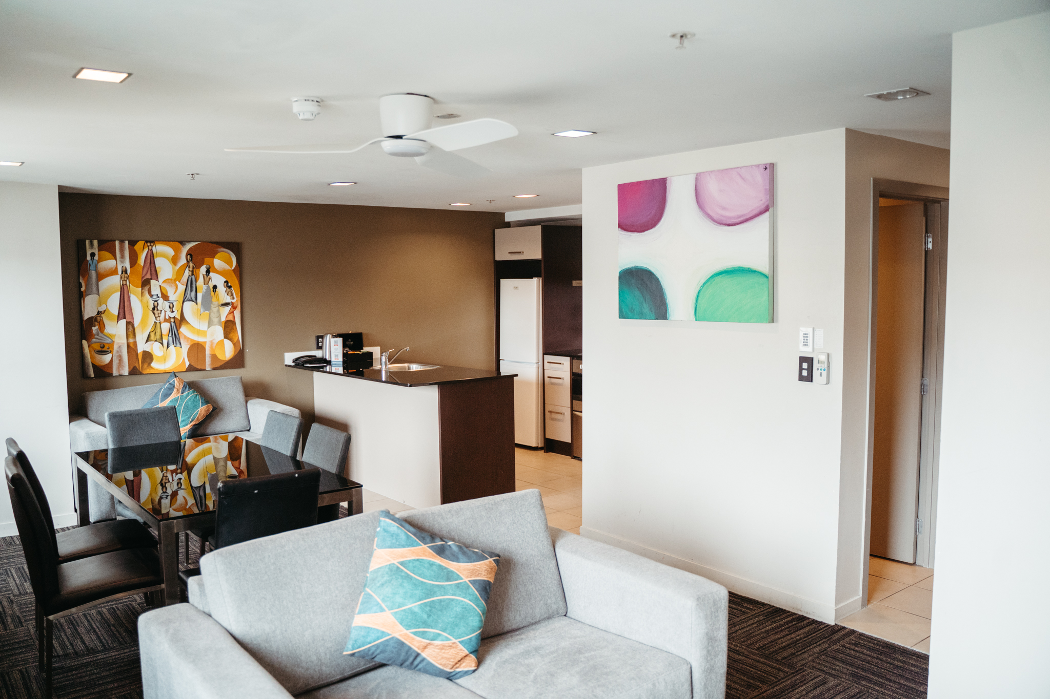 Apartment Four Bedrooms Two Bathrooms