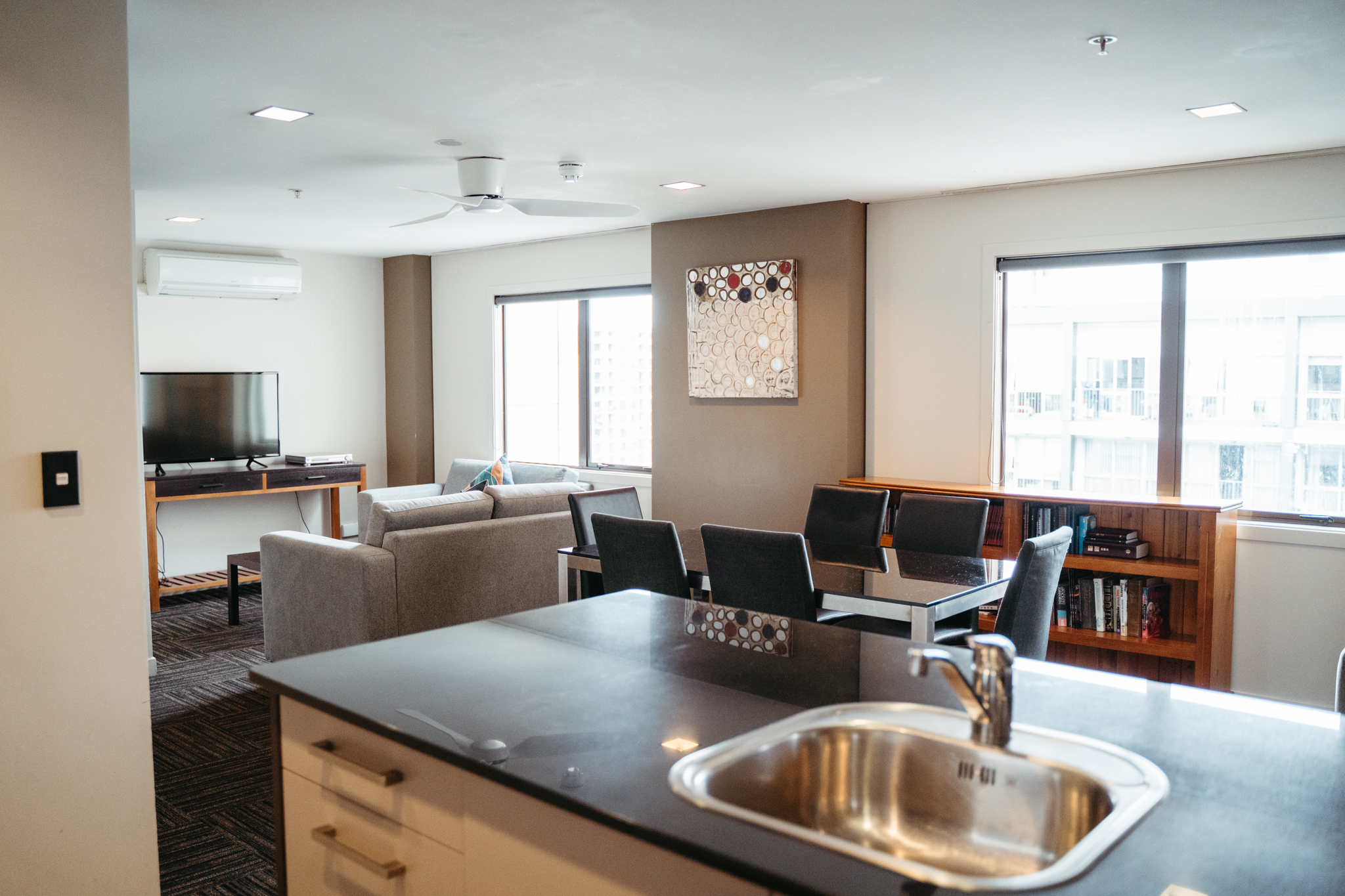 Apartment Four Bedrooms Two Bathrooms