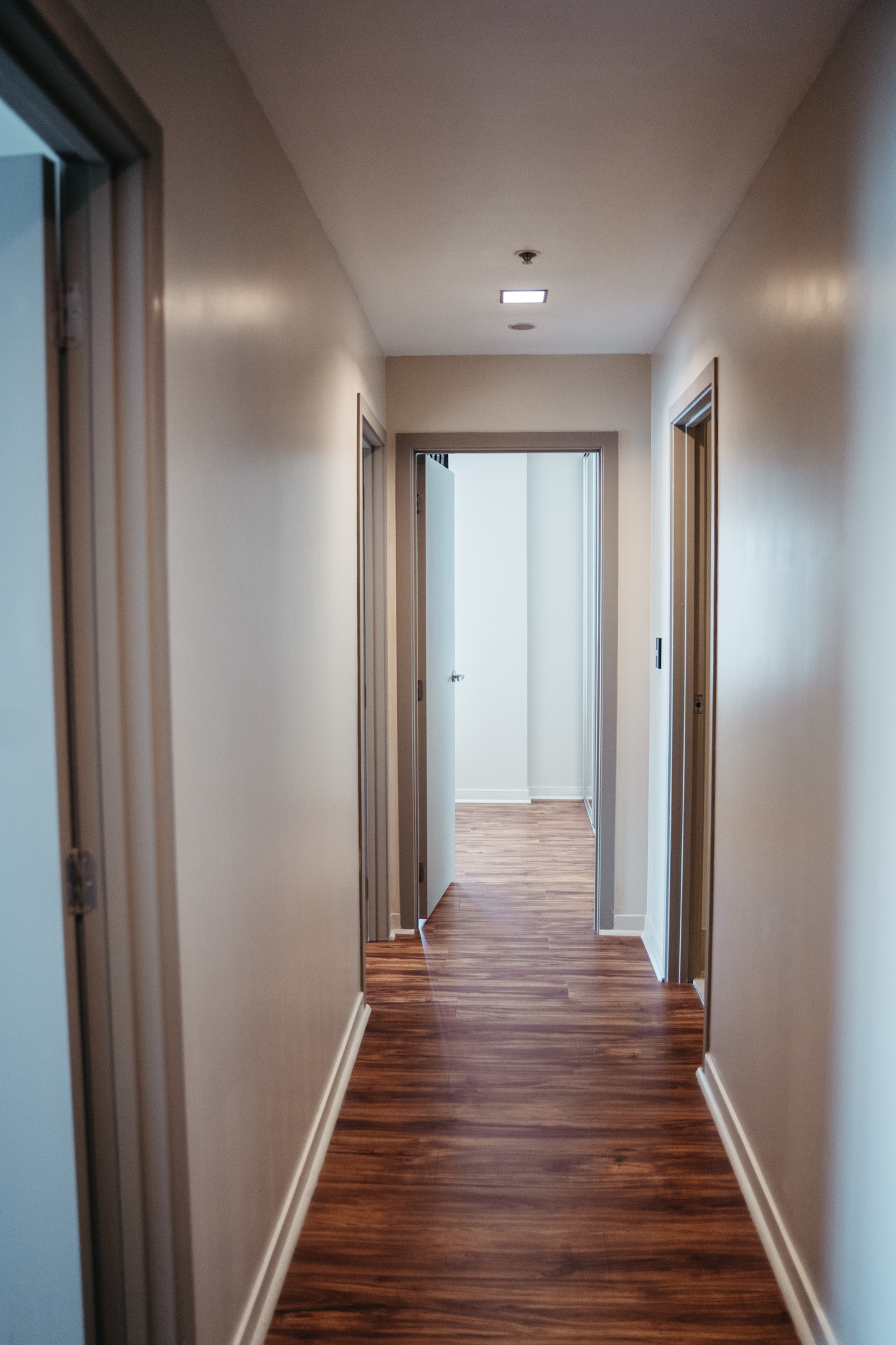 Apartment Four Bedrooms Two Bathrooms