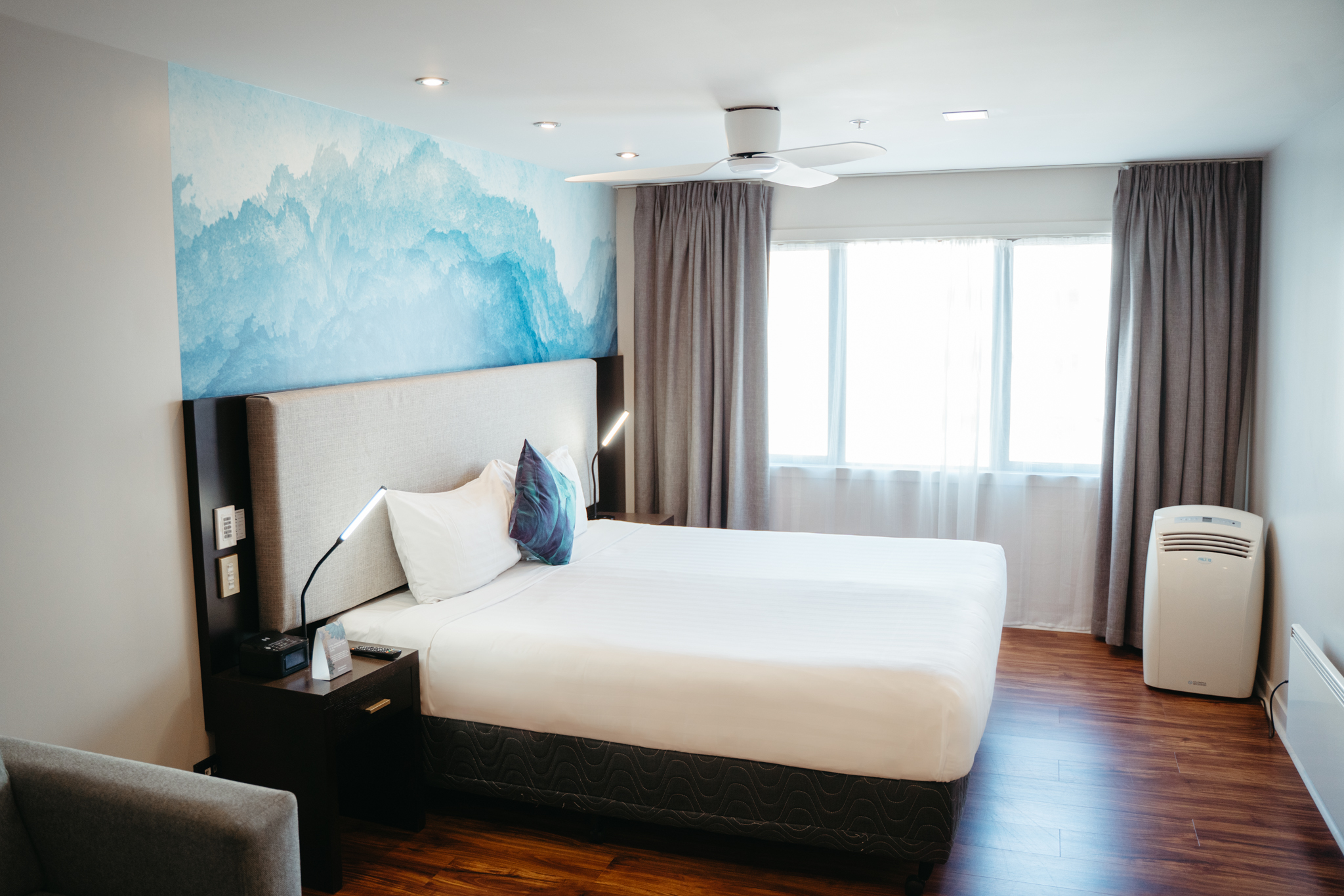 Studio King Size Bed