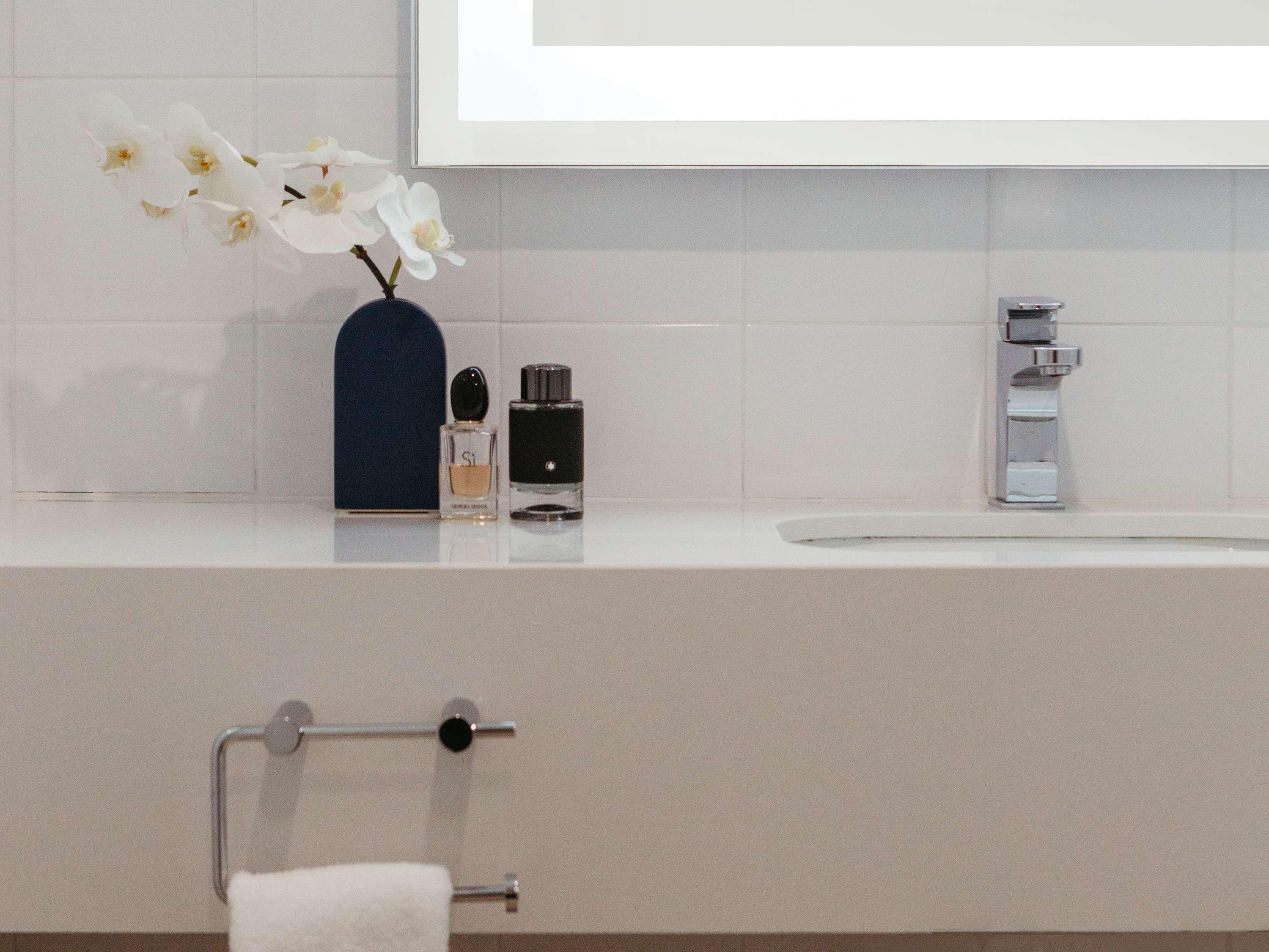 Double Queen Size Bed