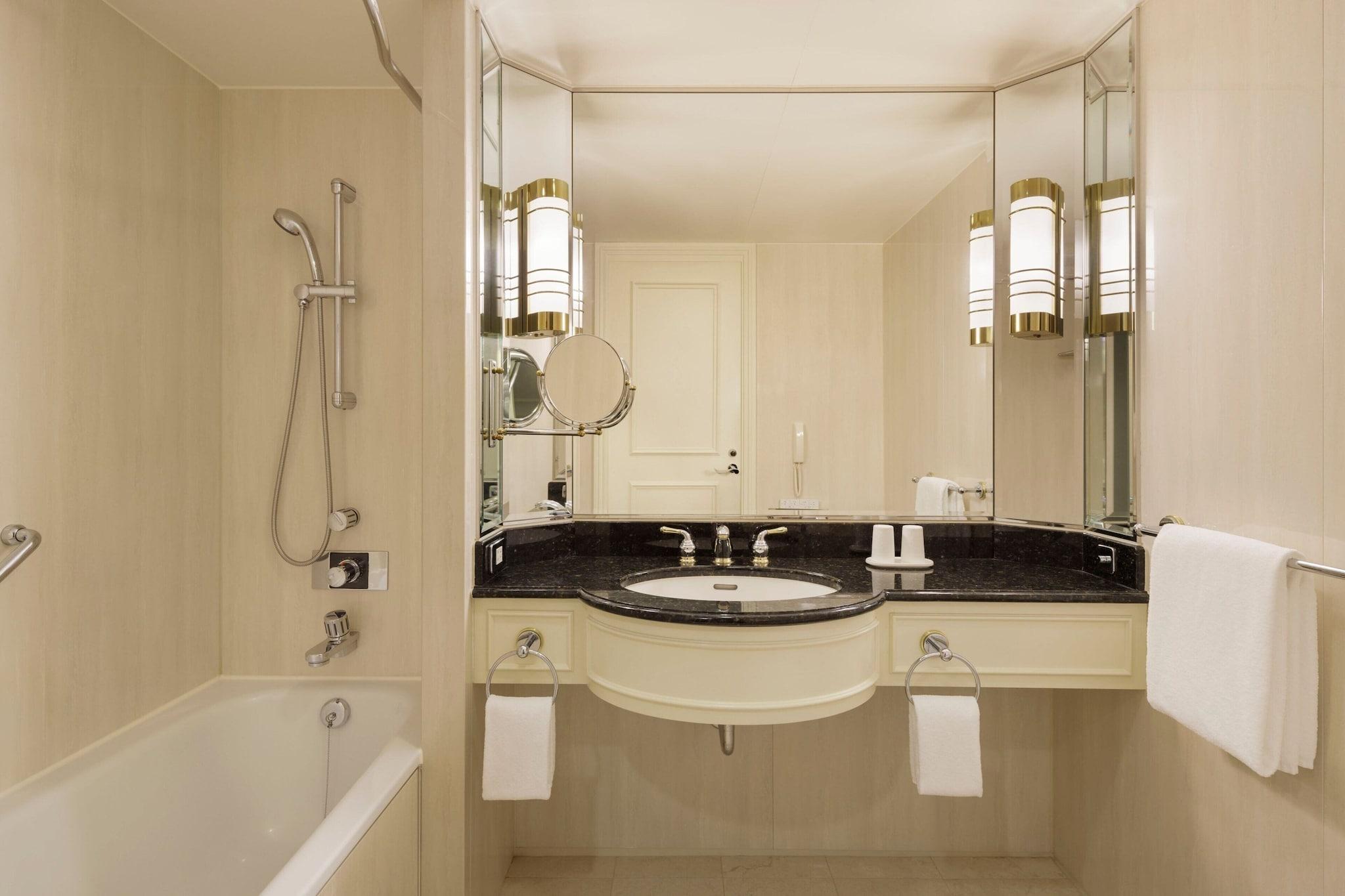 Double Queen Size Bed