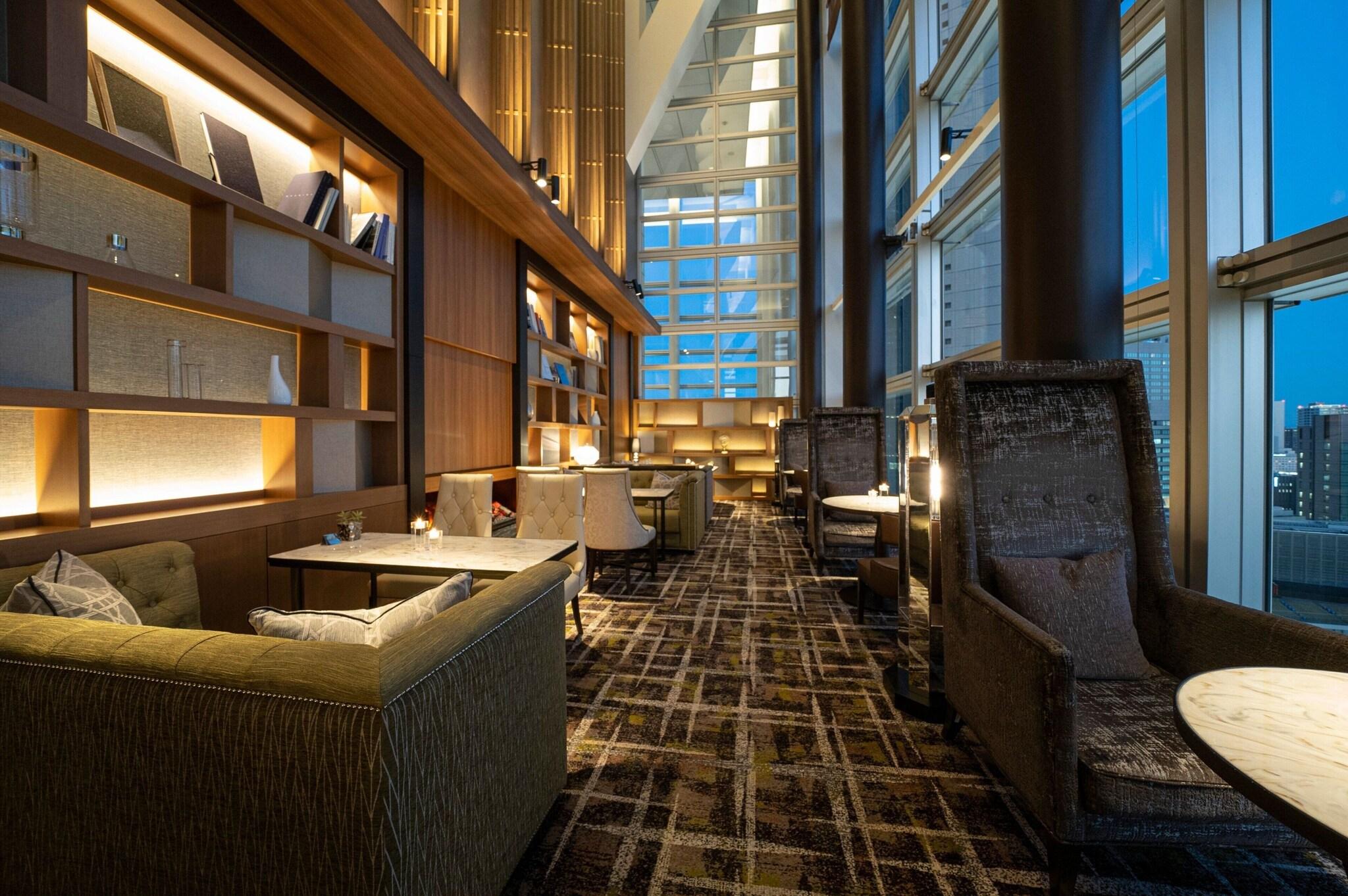 Double Club King Bed