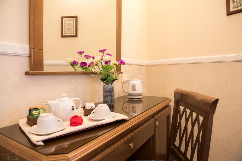 Double or Twin Standard